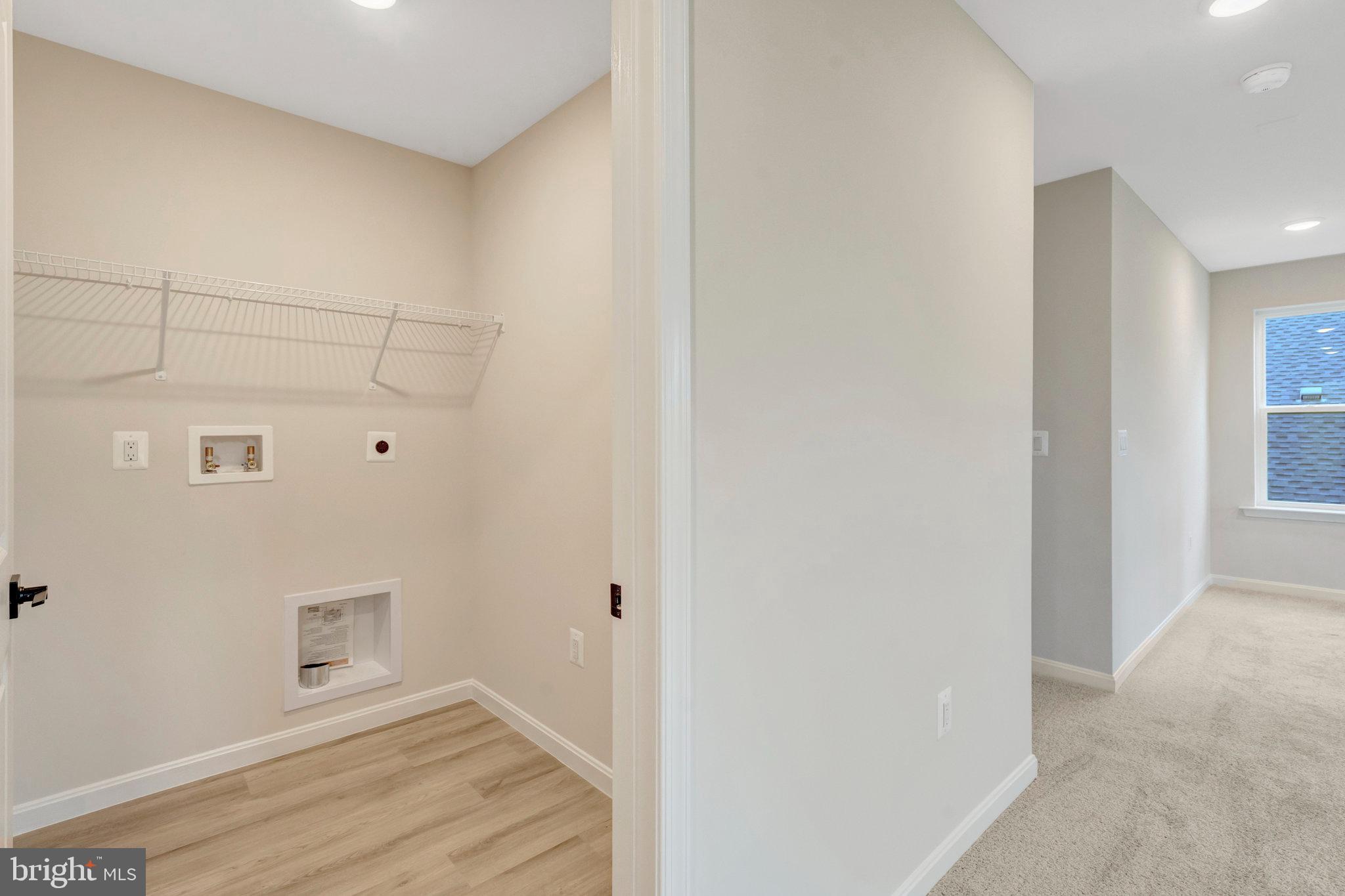 MIDDLETOWN - Residential