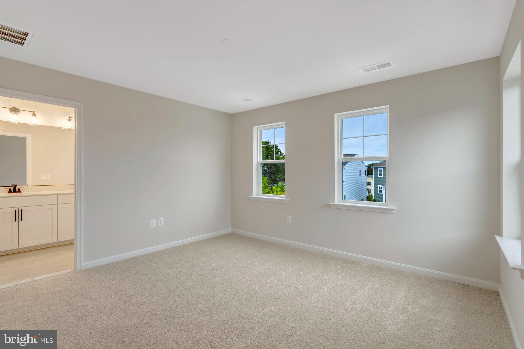 MIDDLETOWN - Residential