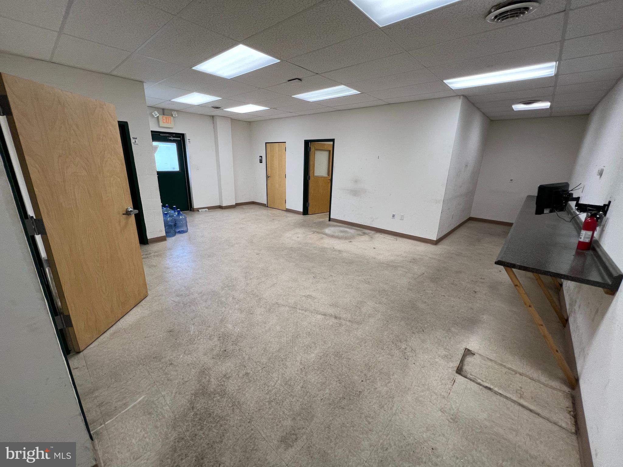 NONE AVAILABLE - Commercial Lease