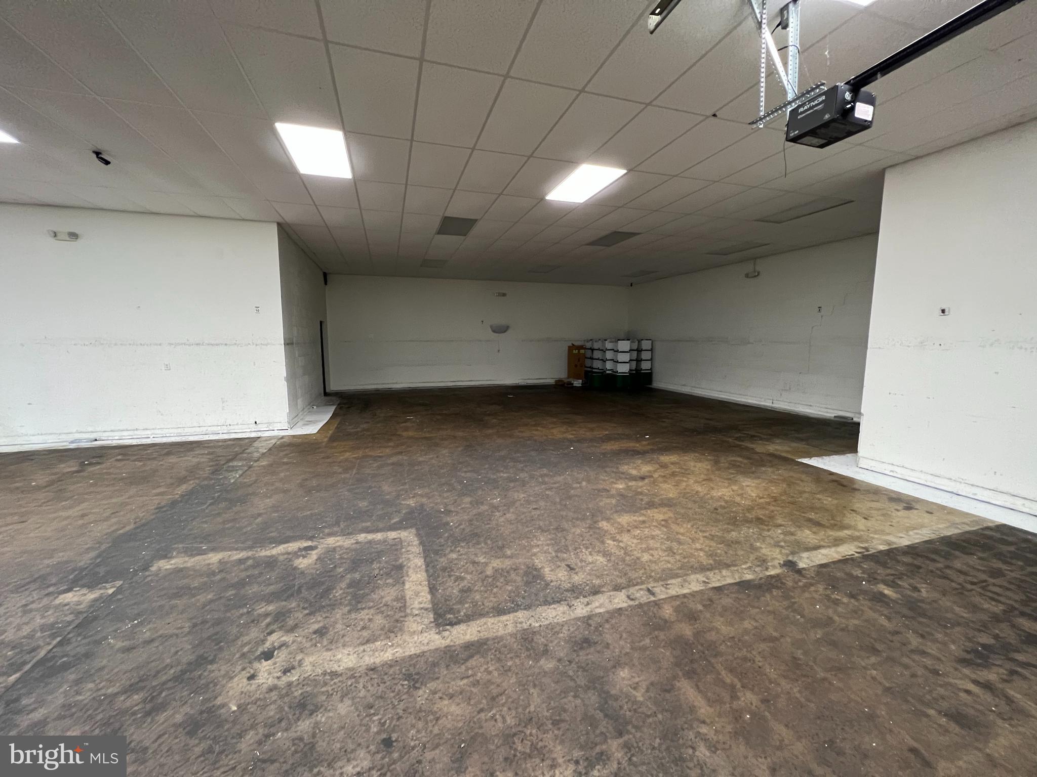 NONE AVAILABLE - Commercial Lease