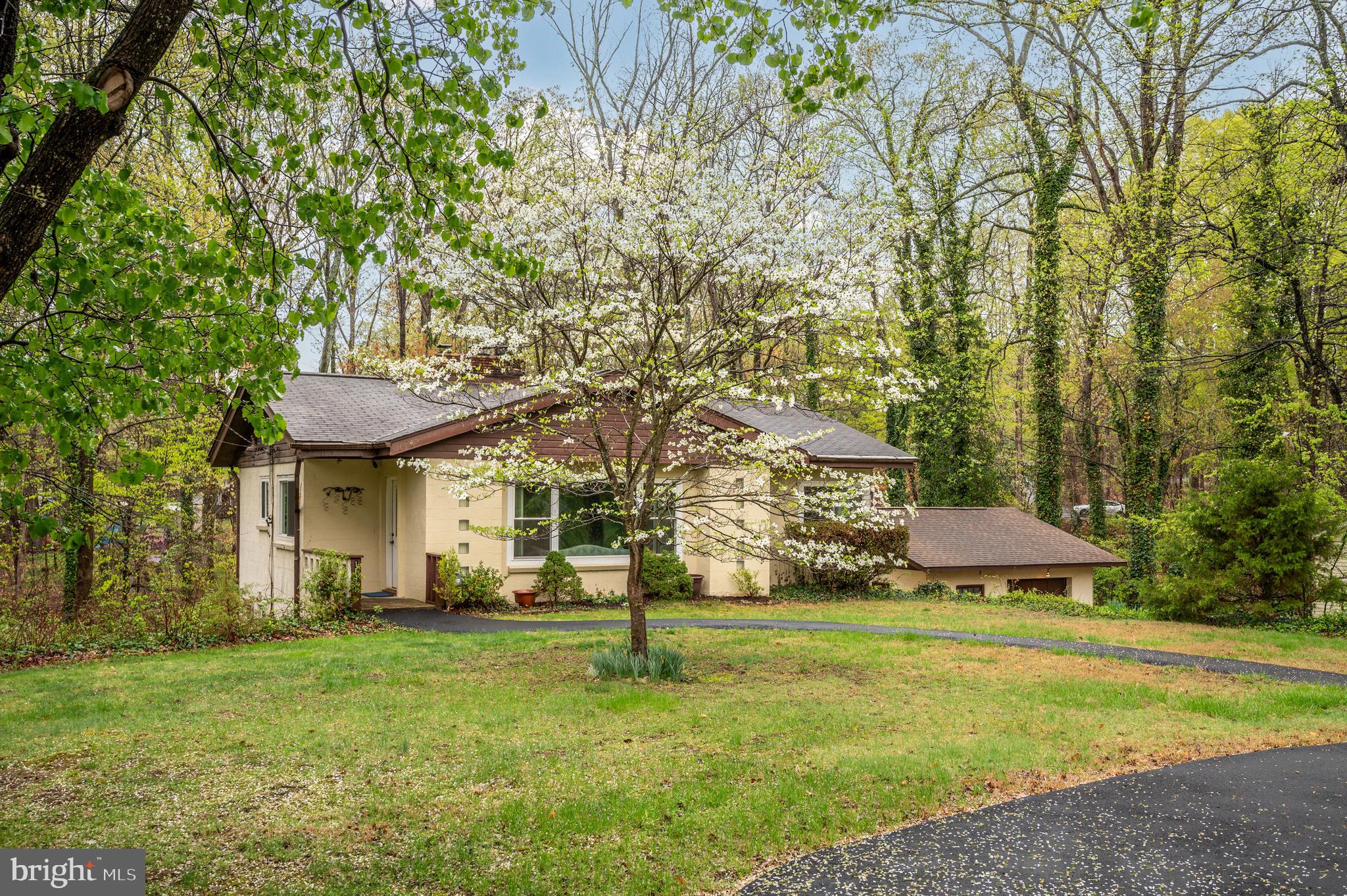 18341 SHARON ROAD