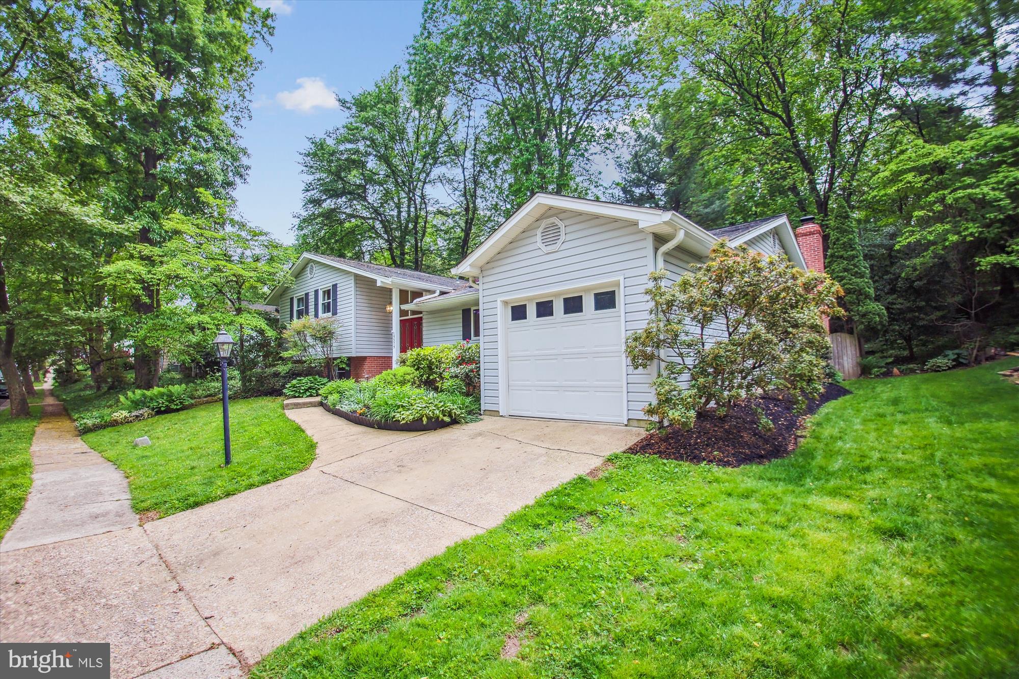 VILLAGE OF HARPERS CHOICE - Residential