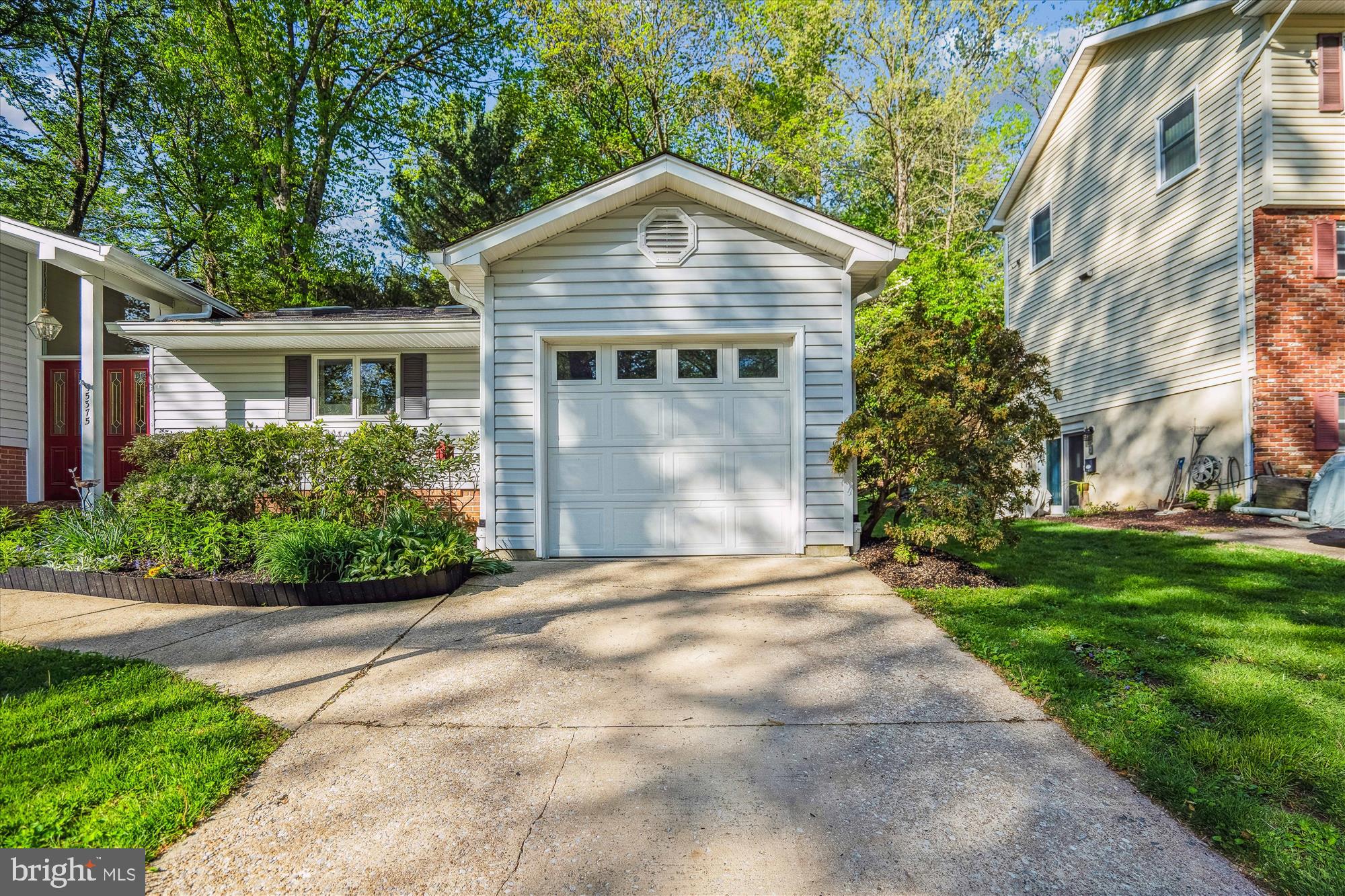 VILLAGE OF HARPERS CHOICE - Residential