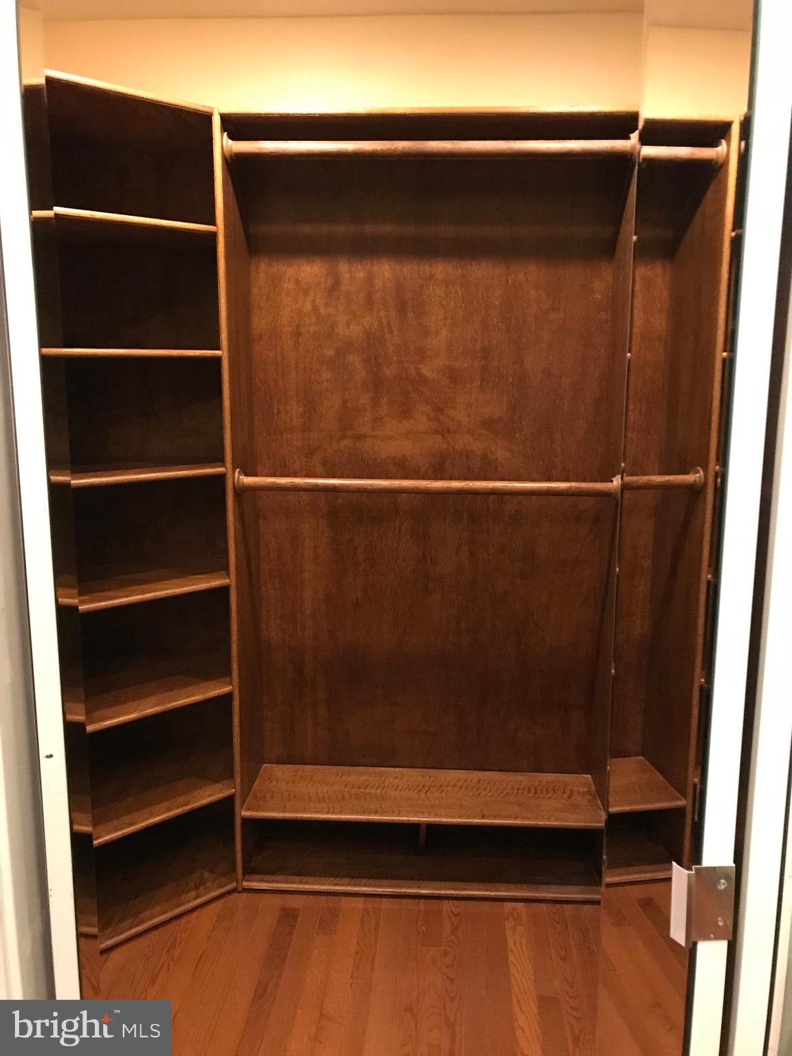 ORANGE HUNT ESTATES WEST - Residential