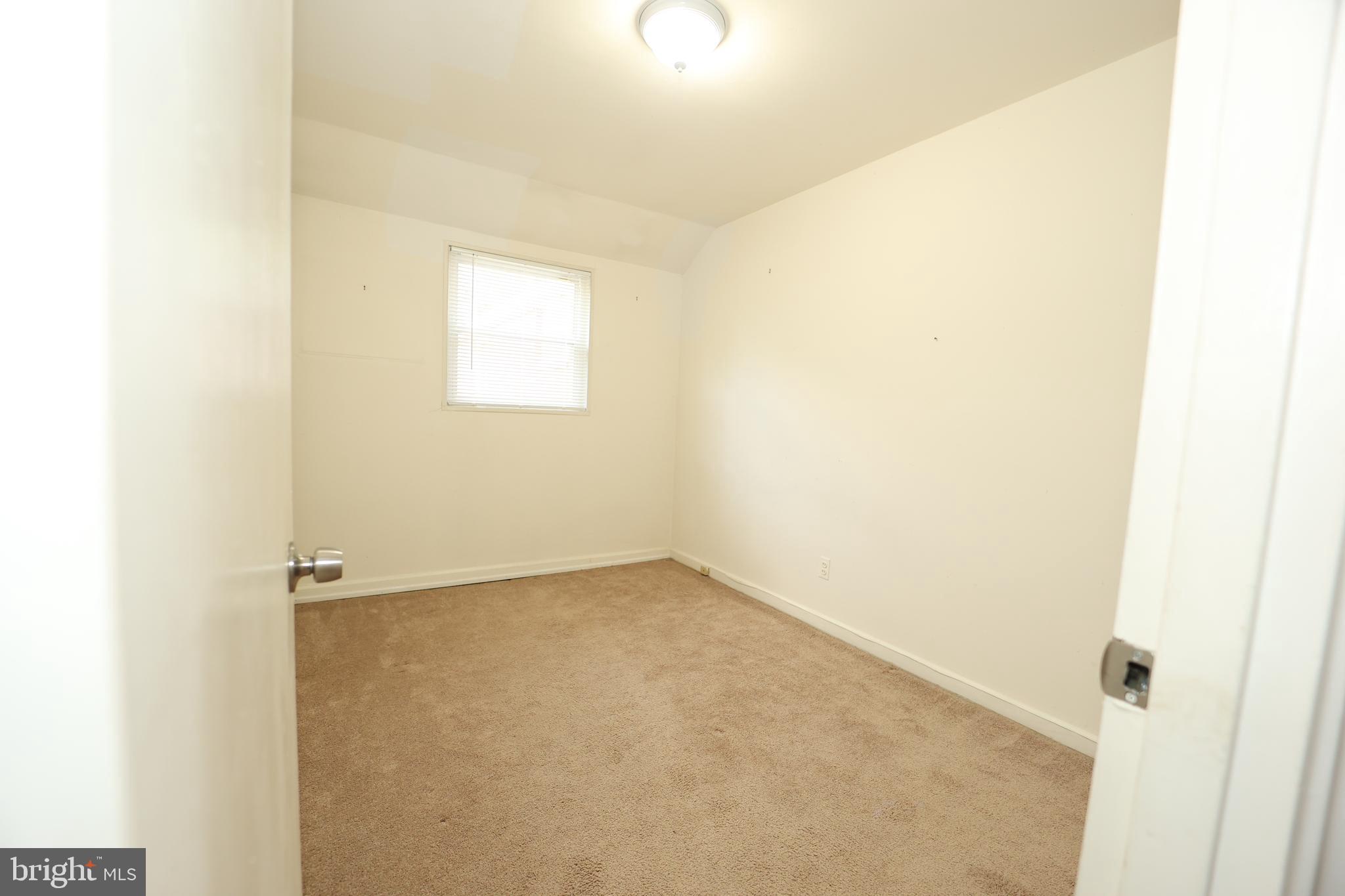 GLENMONT HILLS - Residential