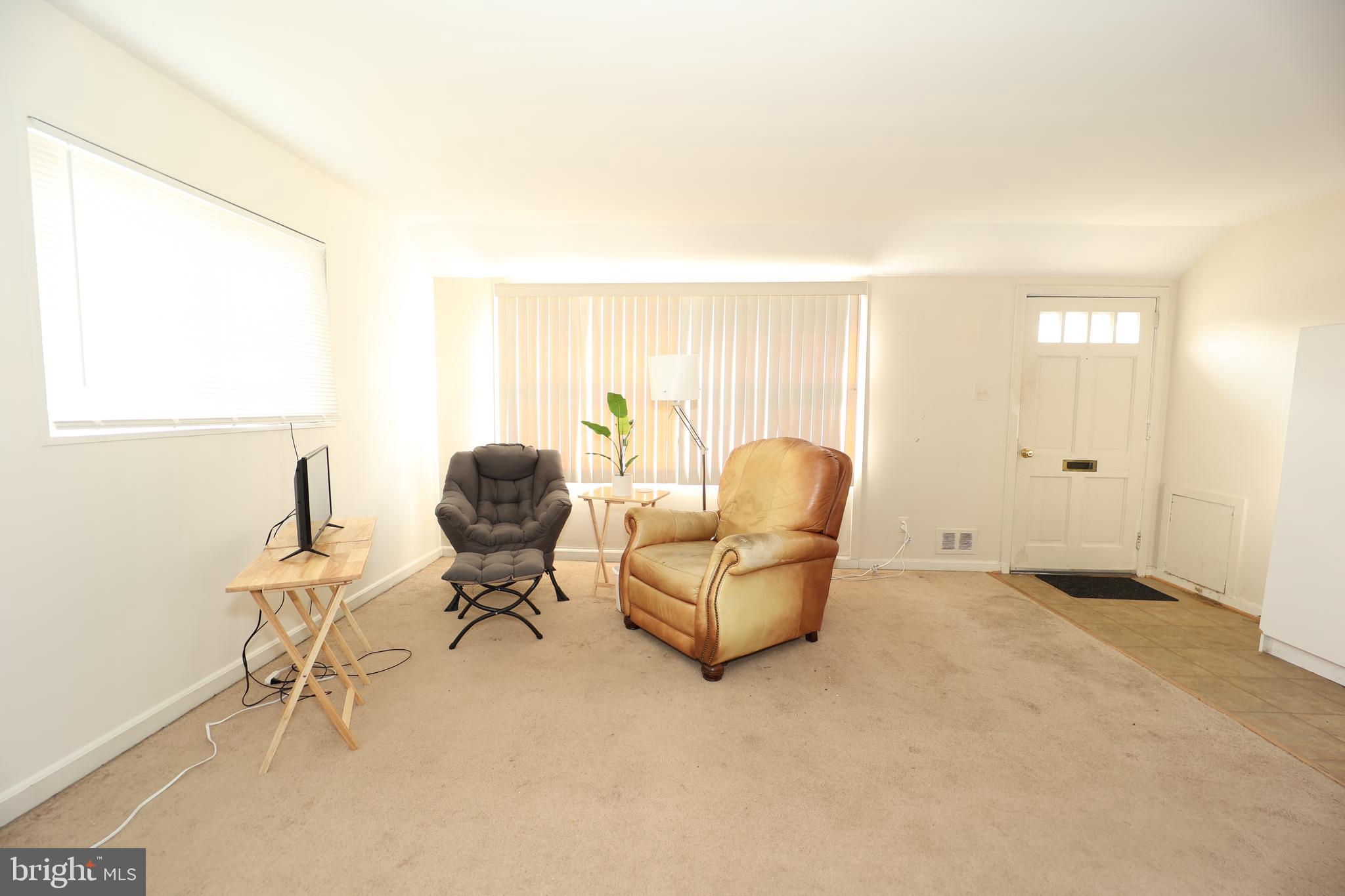 GLENMONT HILLS - Residential