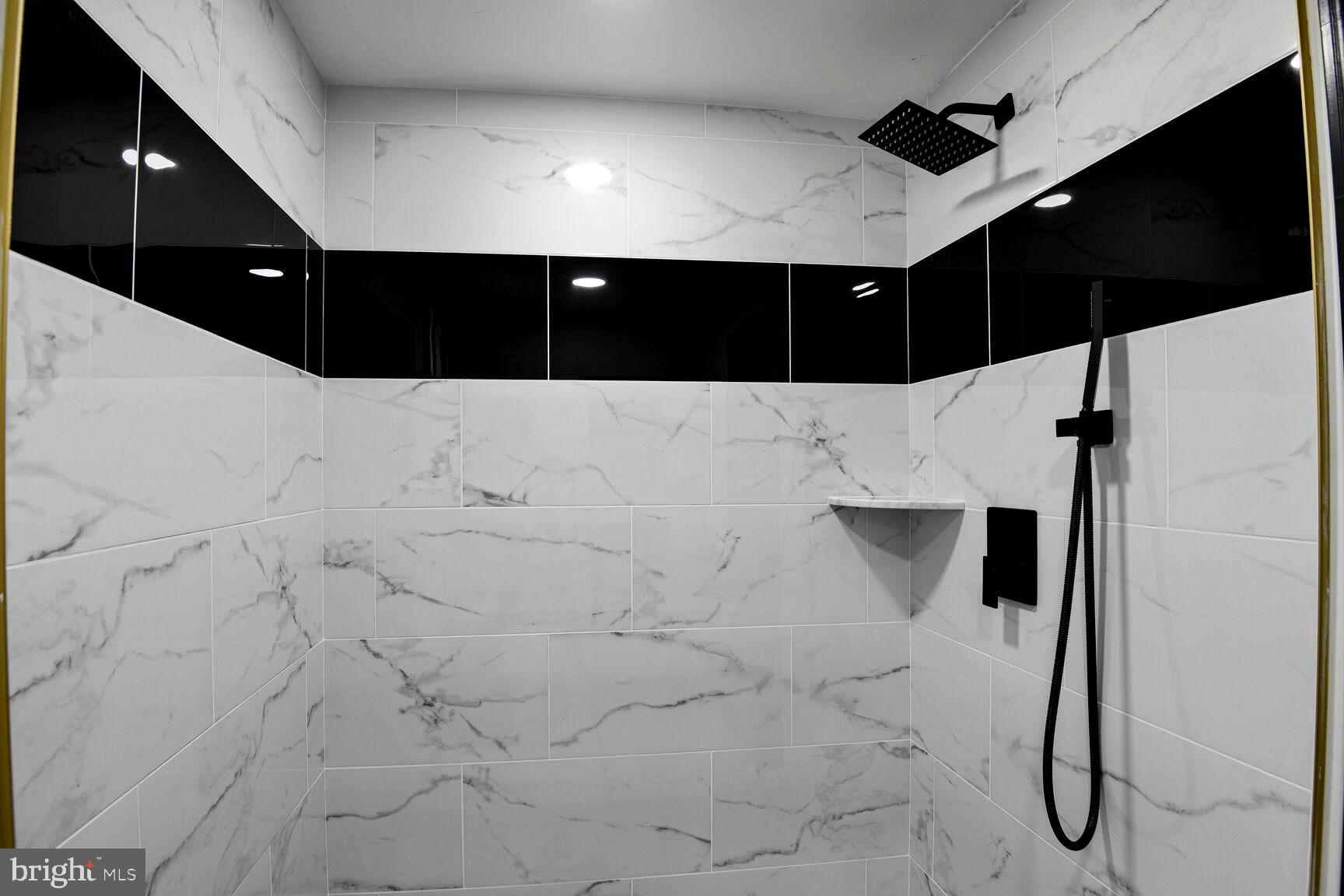 MARLBORO MEADOWS - Residential