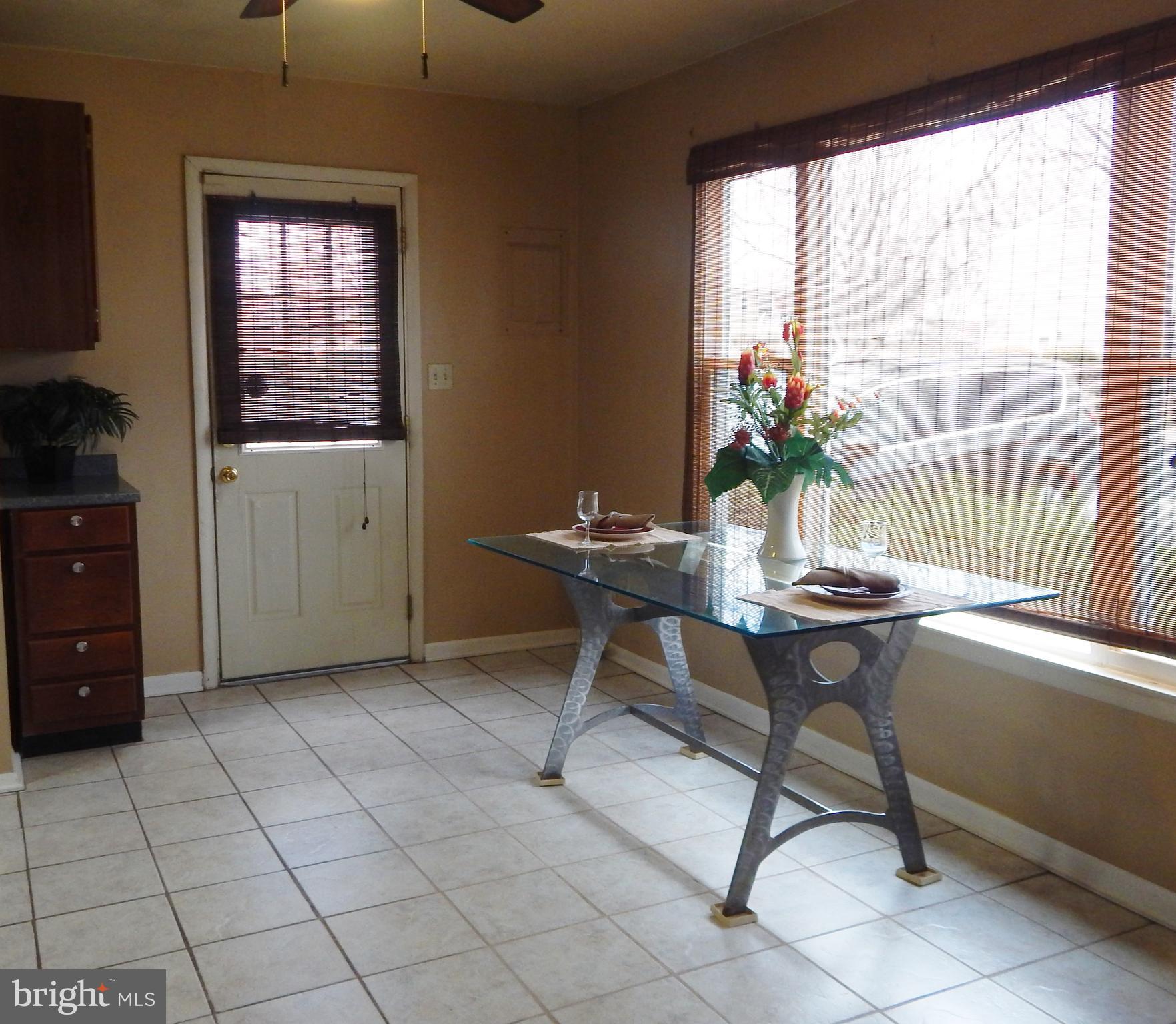 QUEENS PARK - Residential