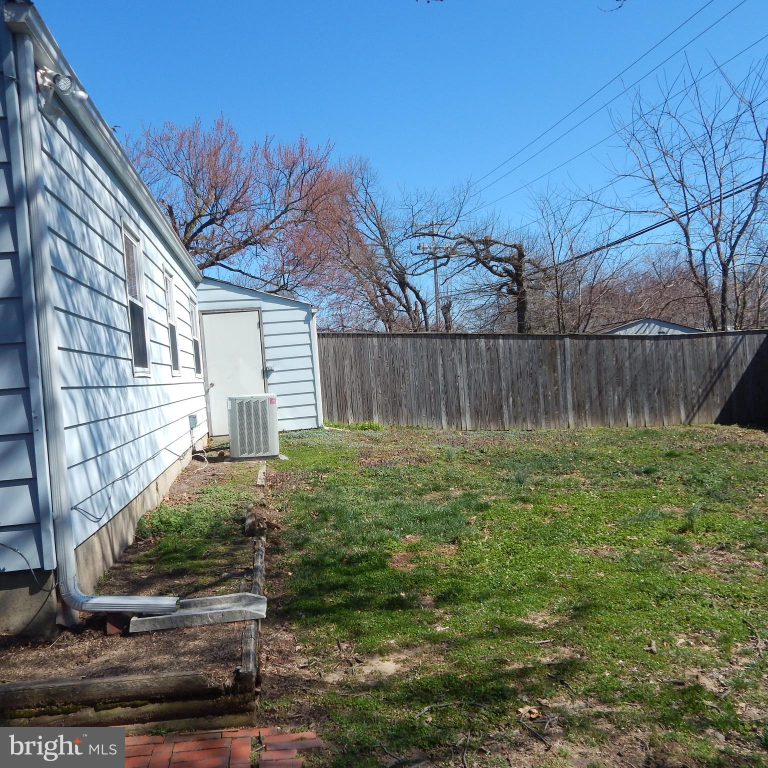 QUEENS PARK - Residential