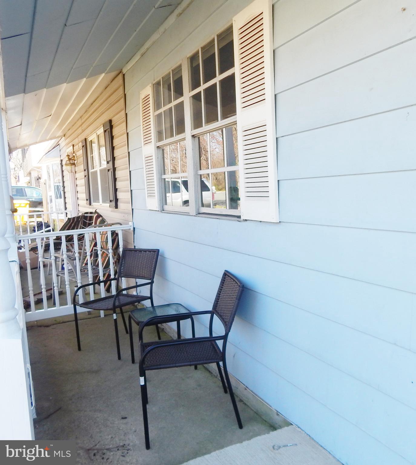 QUEENS PARK - Residential