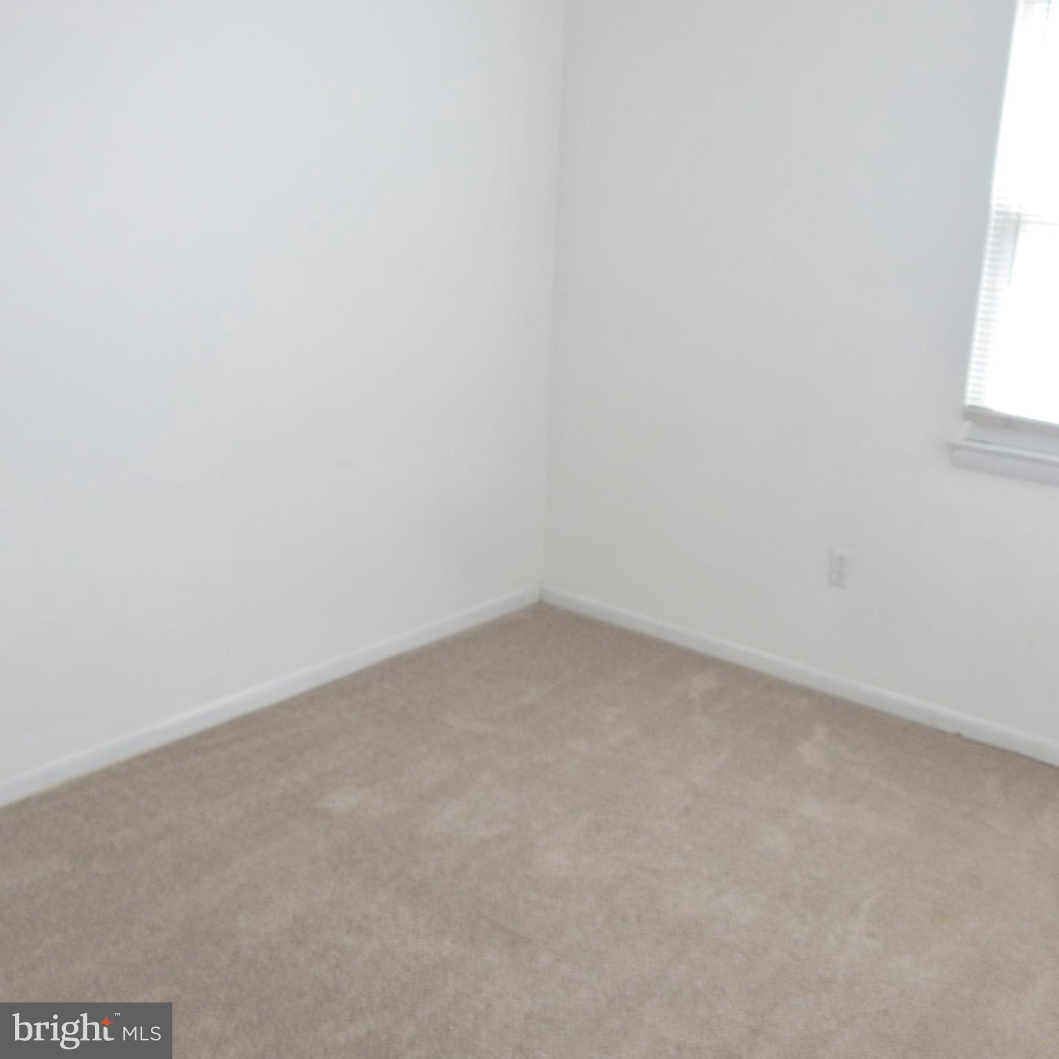 QUEENS PARK - Residential