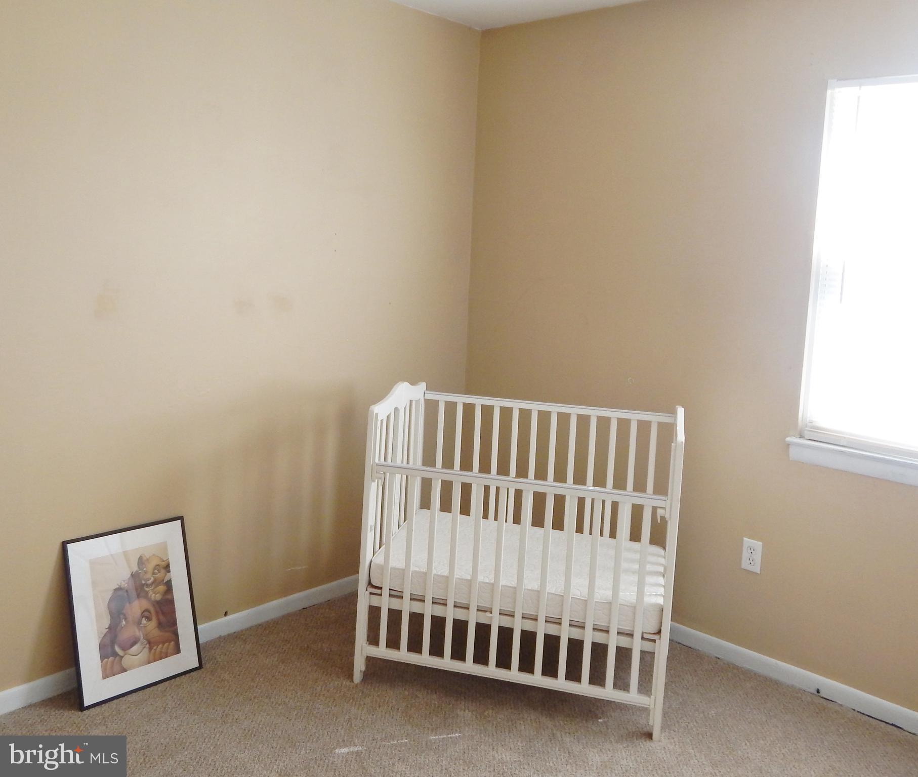 QUEENS PARK - Residential