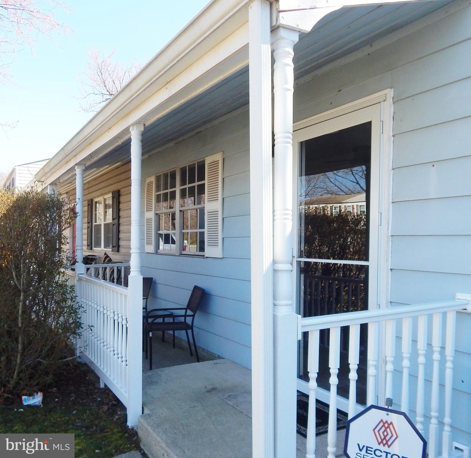 QUEENS PARK - Residential