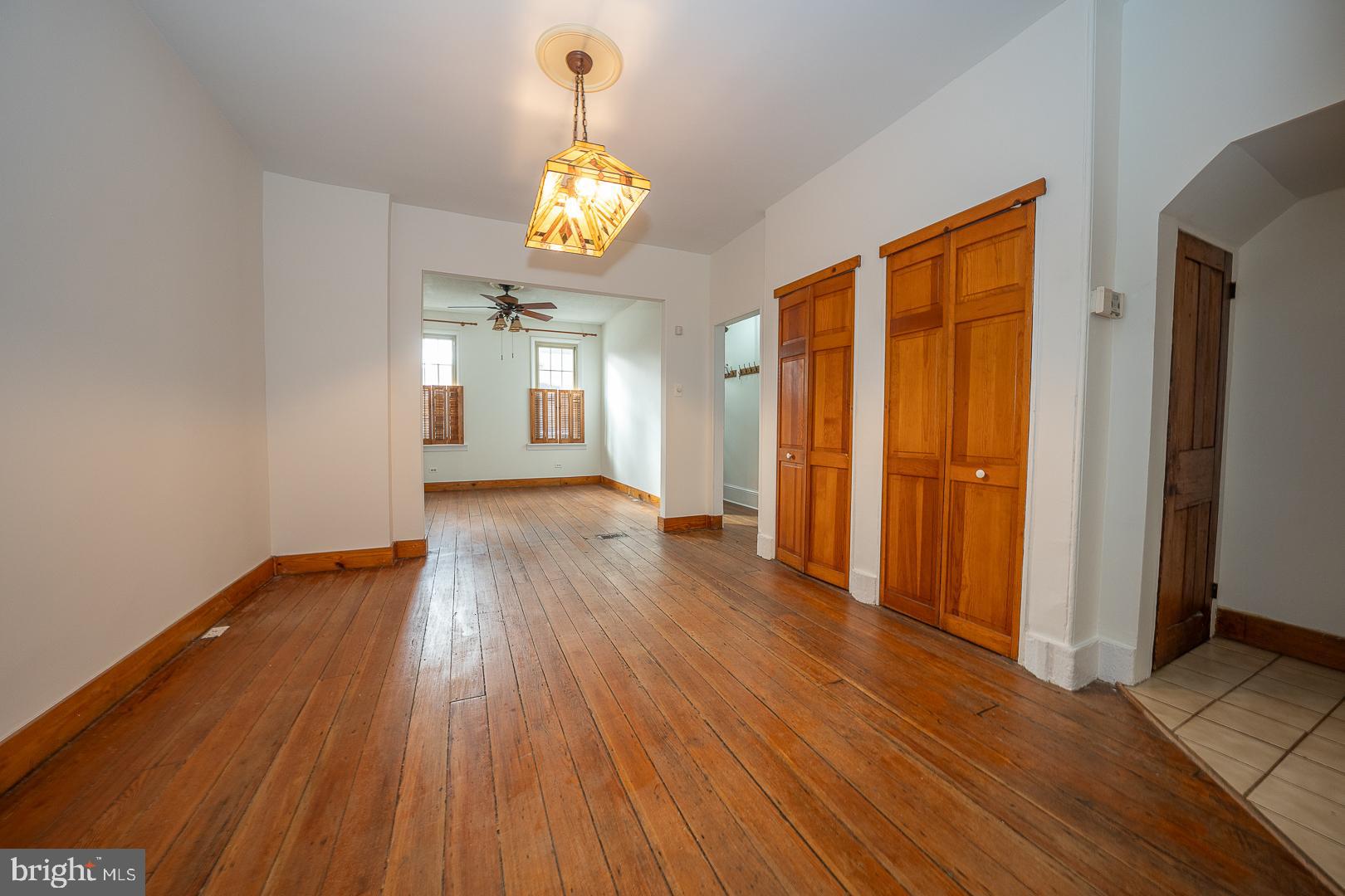 SPRING ARTS - Residential Lease