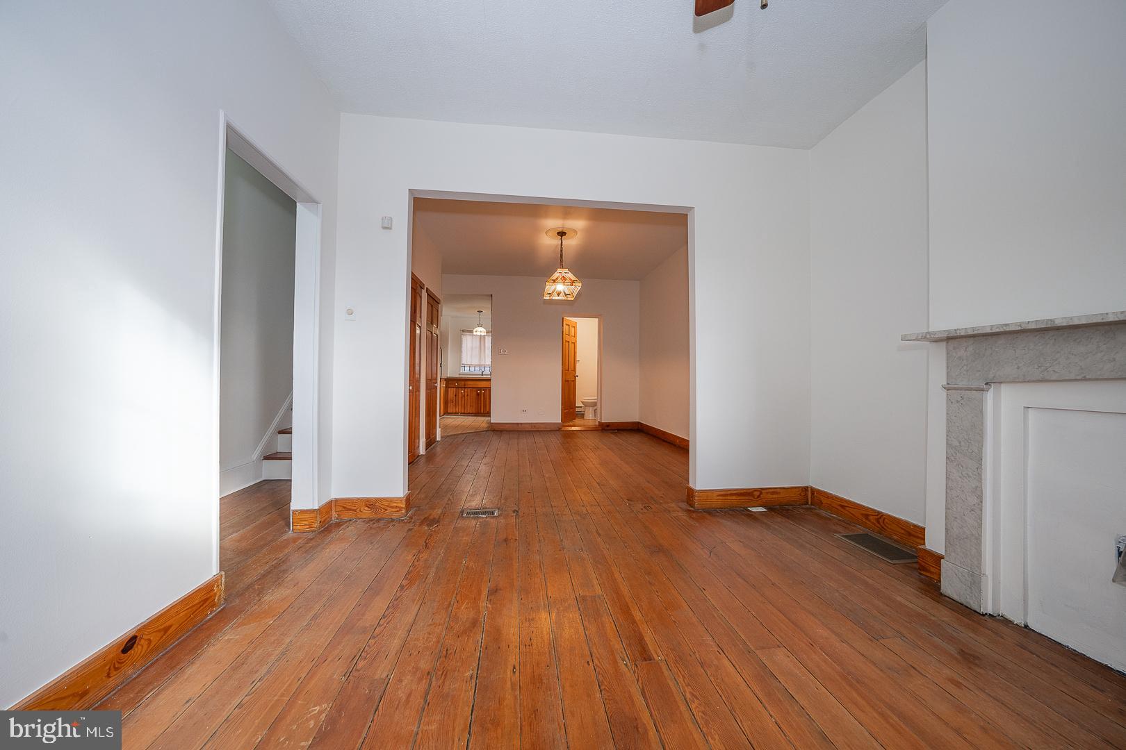 SPRING ARTS - Residential Lease