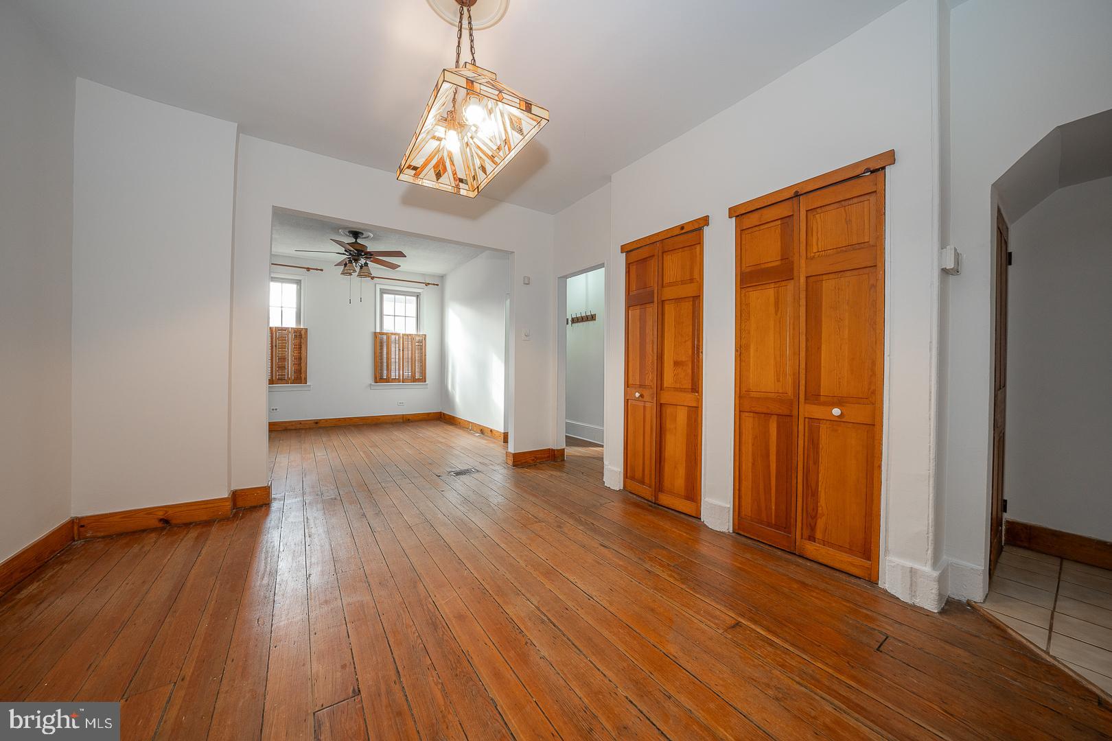 SPRING ARTS - Residential Lease