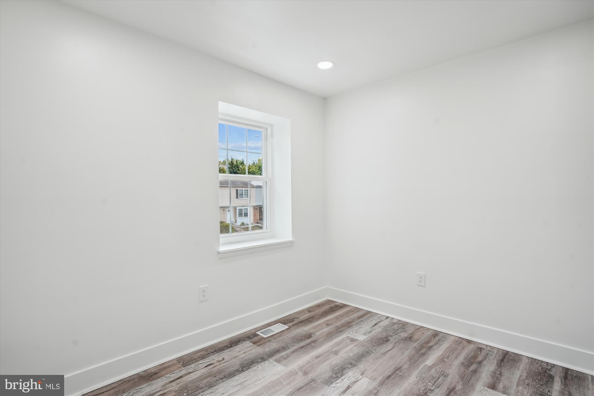 EMORY GROVE HILLS - Residential Lease