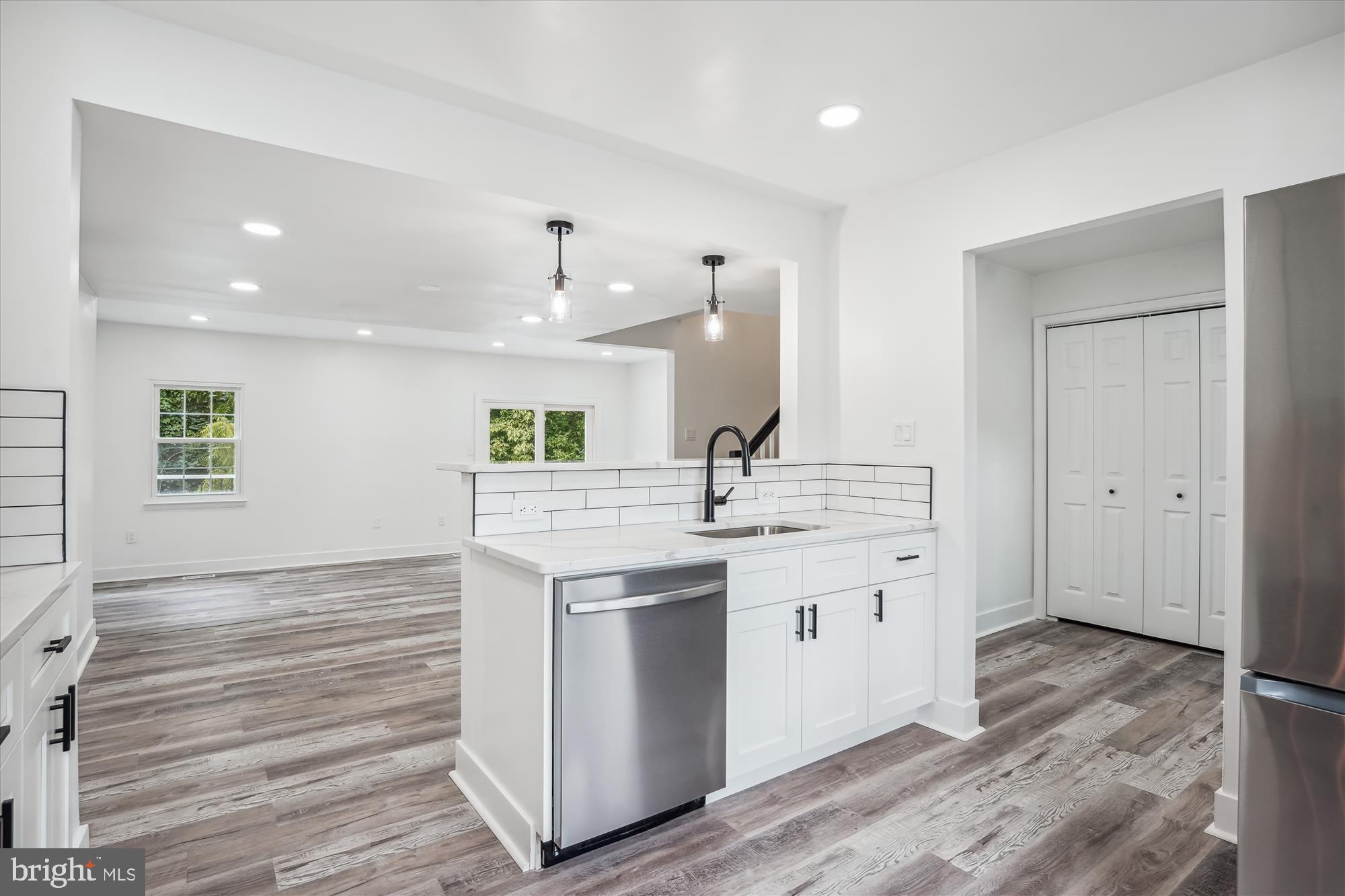 EMORY GROVE HILLS - Residential Lease