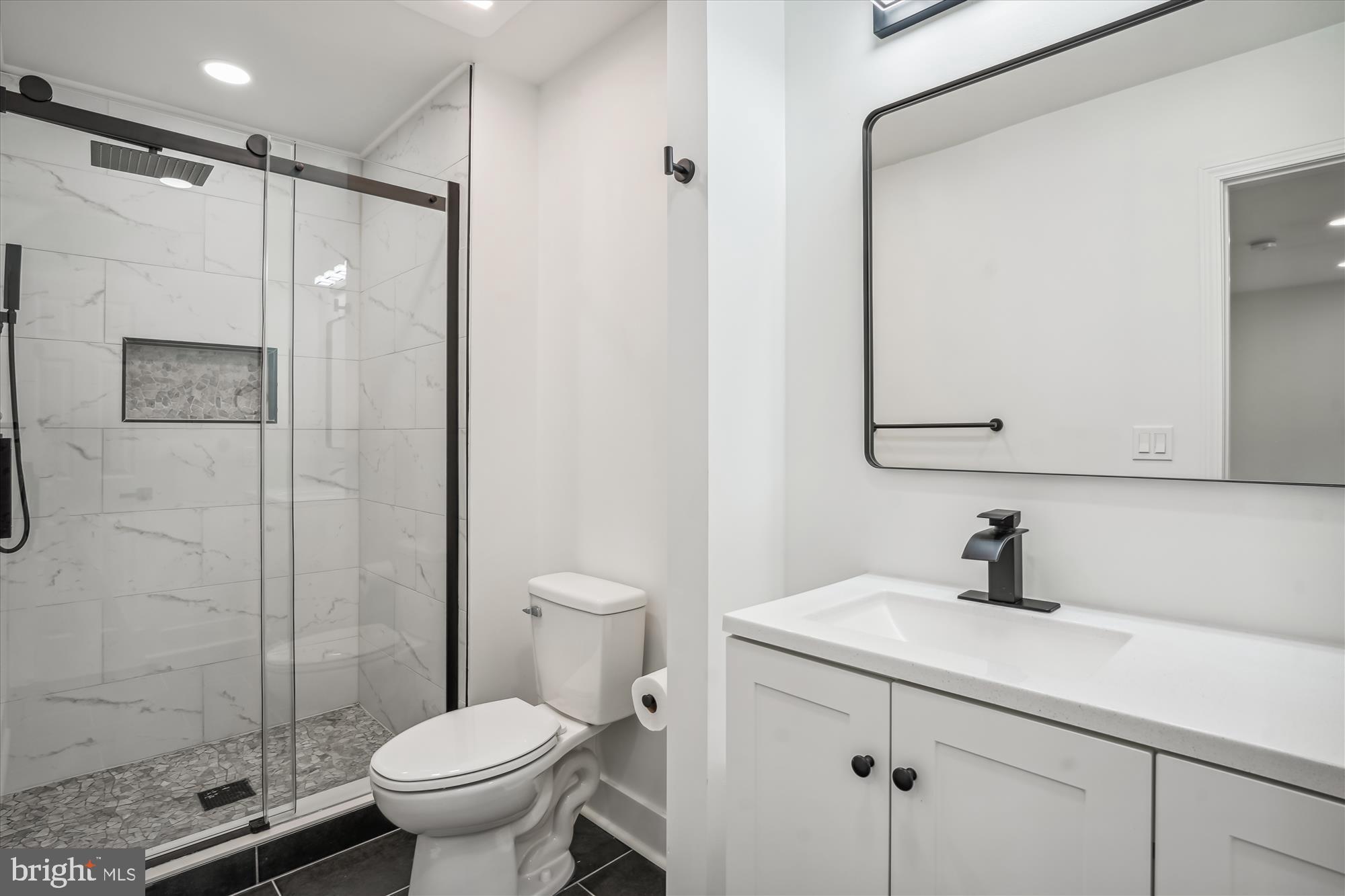 EMORY GROVE HILLS - Residential Lease