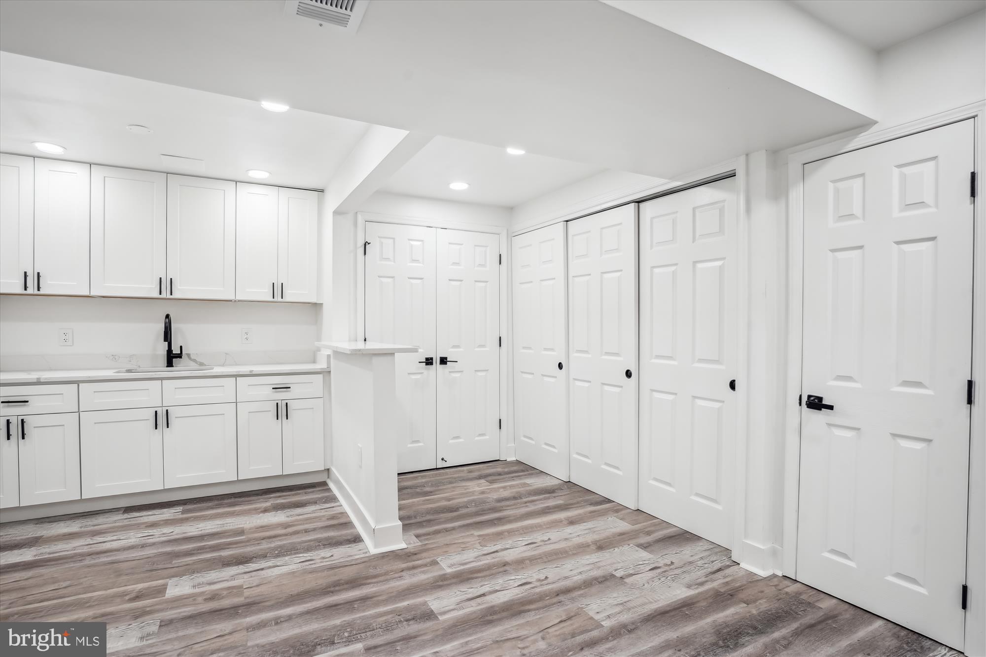 EMORY GROVE HILLS - Residential Lease