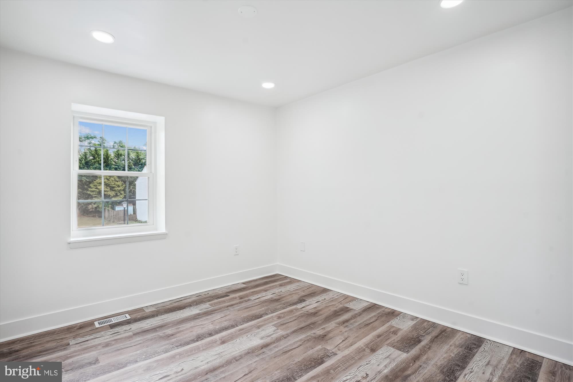 EMORY GROVE HILLS - Residential Lease