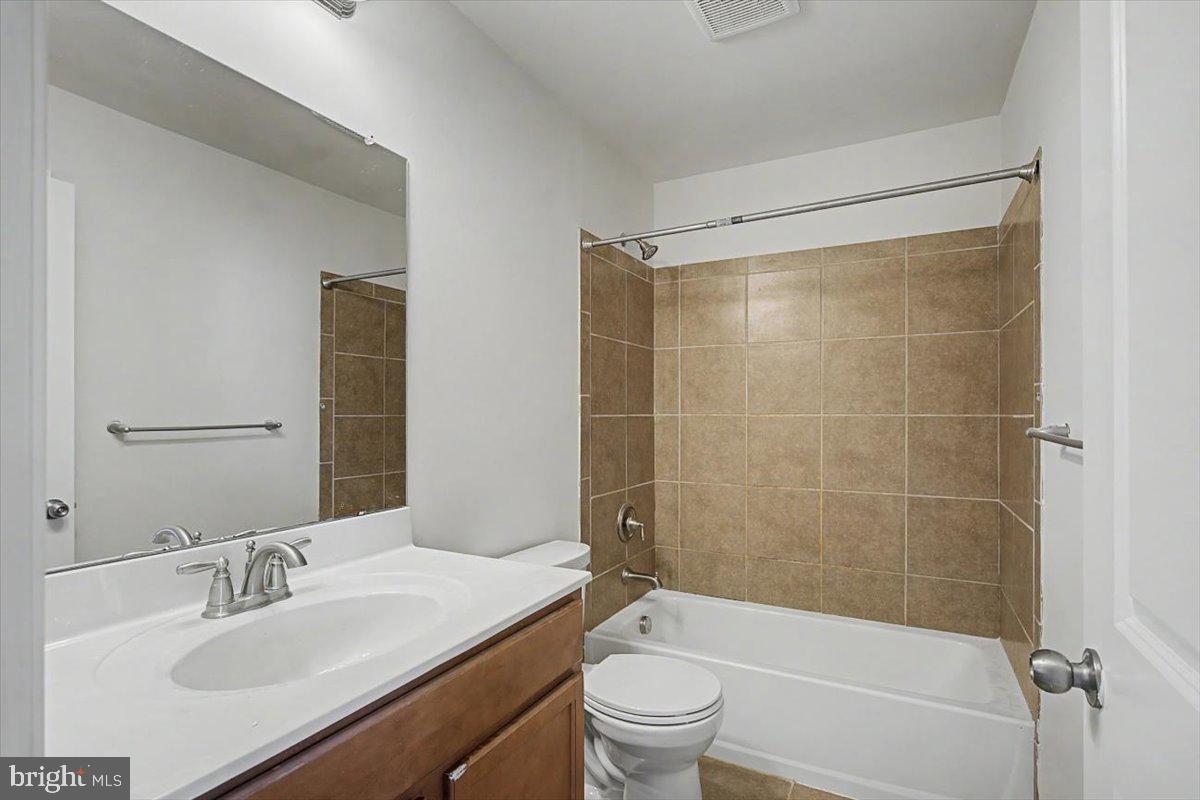 SUMMIT BRIDGE - Residential