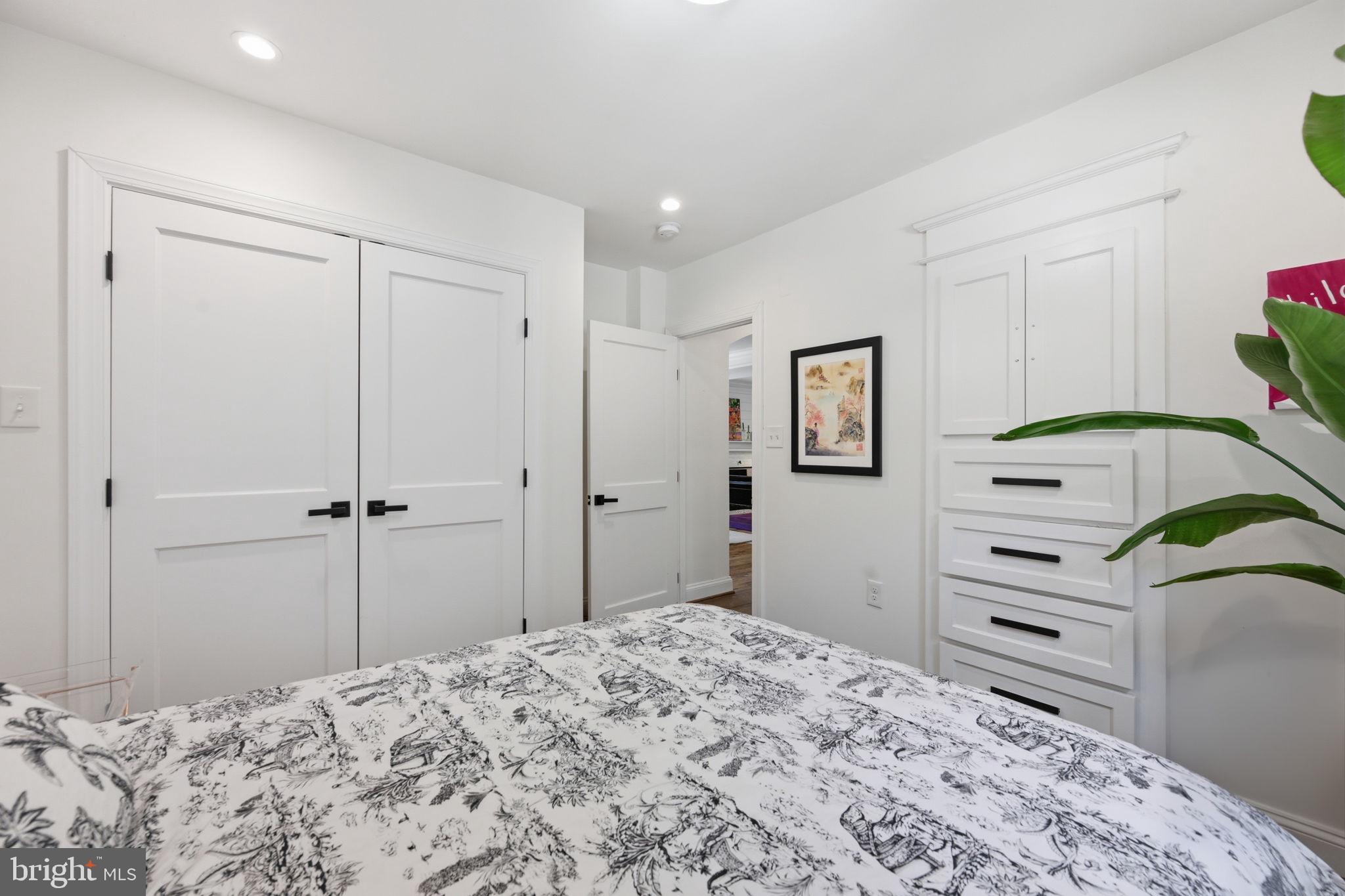 TAKOMA PARK - Residential