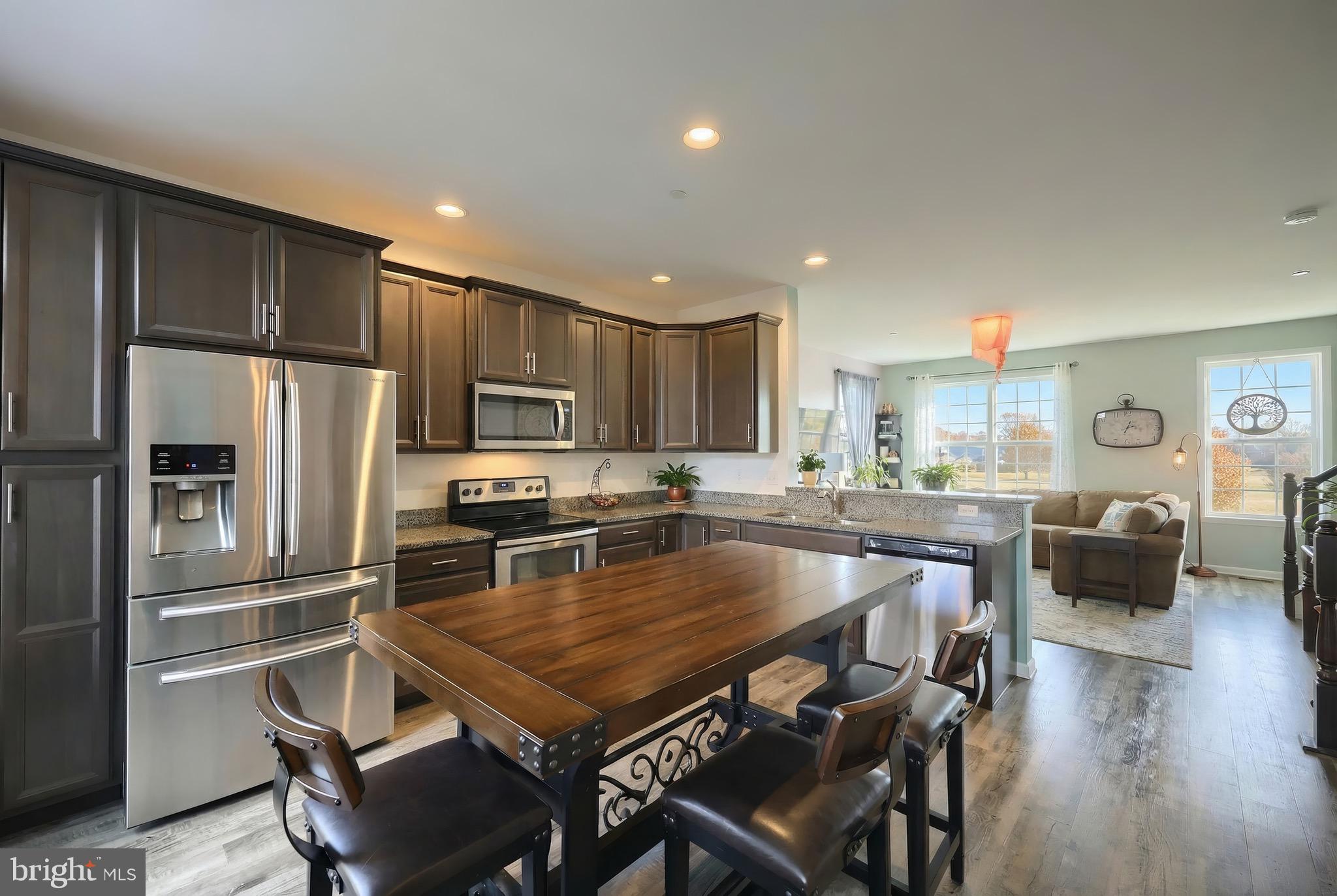 CAMBRIDGE CROSSING - Residential