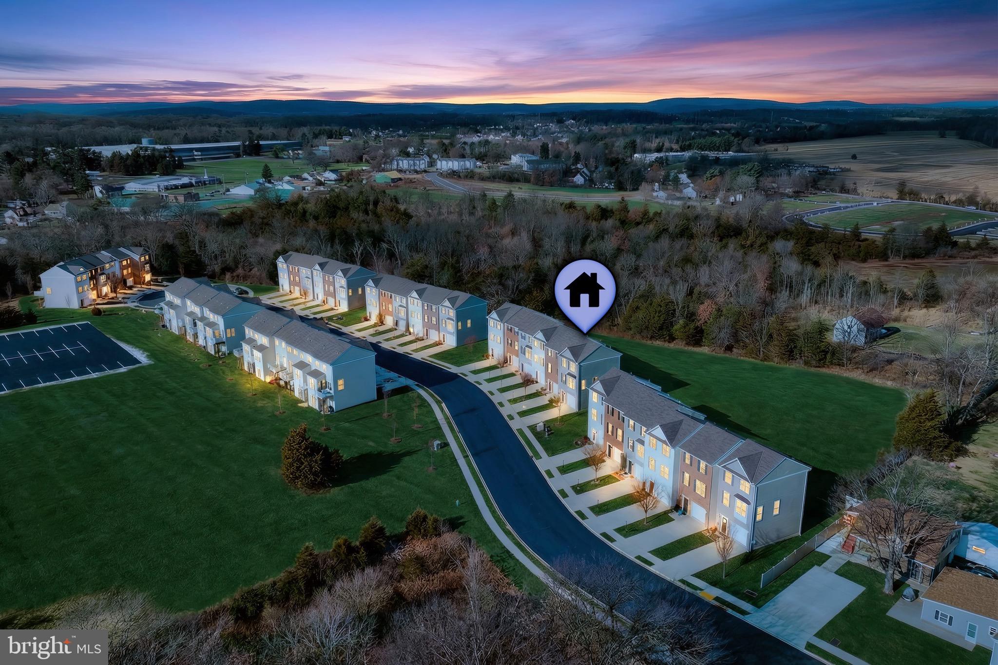 CAMBRIDGE CROSSING - Residential