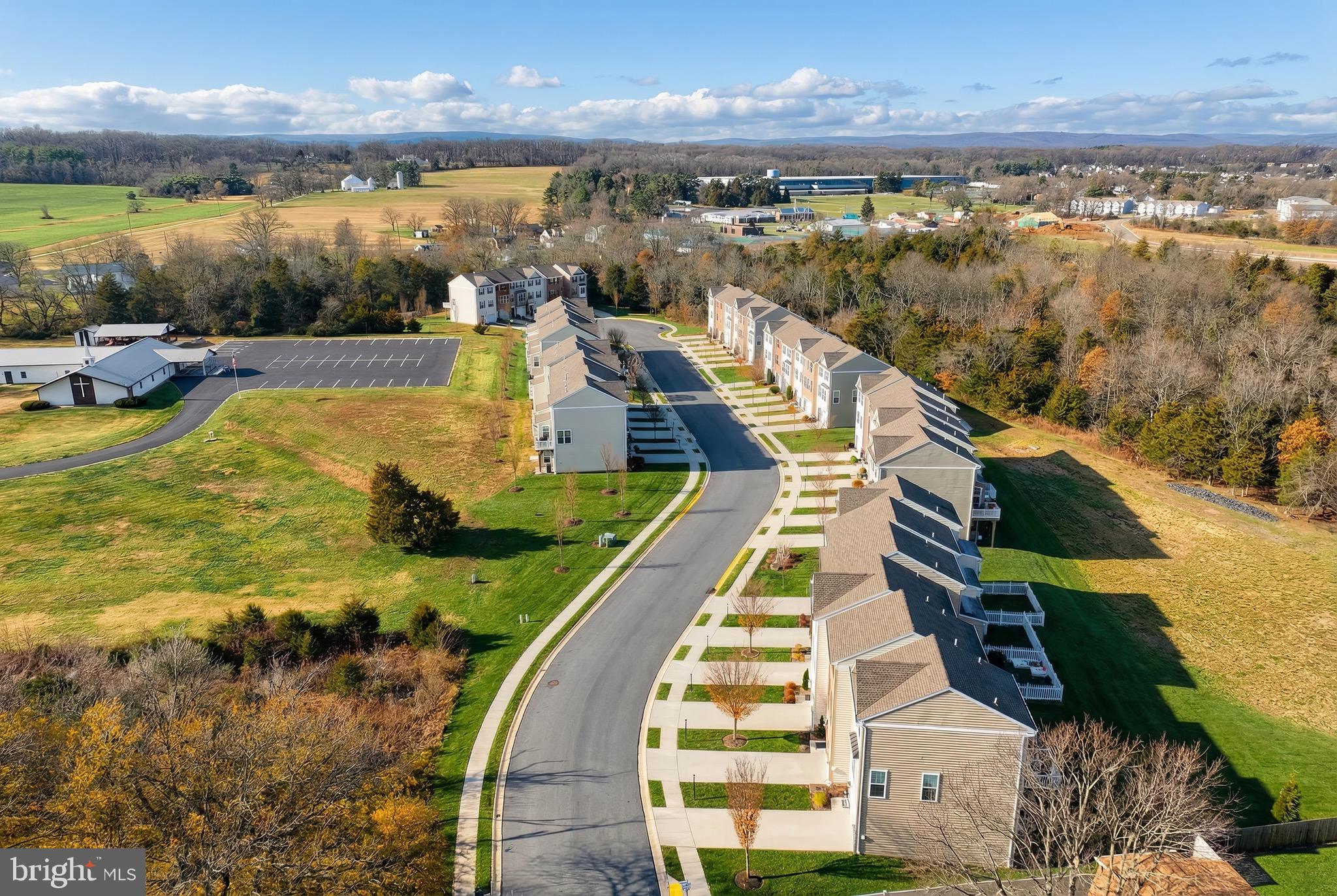 CAMBRIDGE CROSSING - Residential