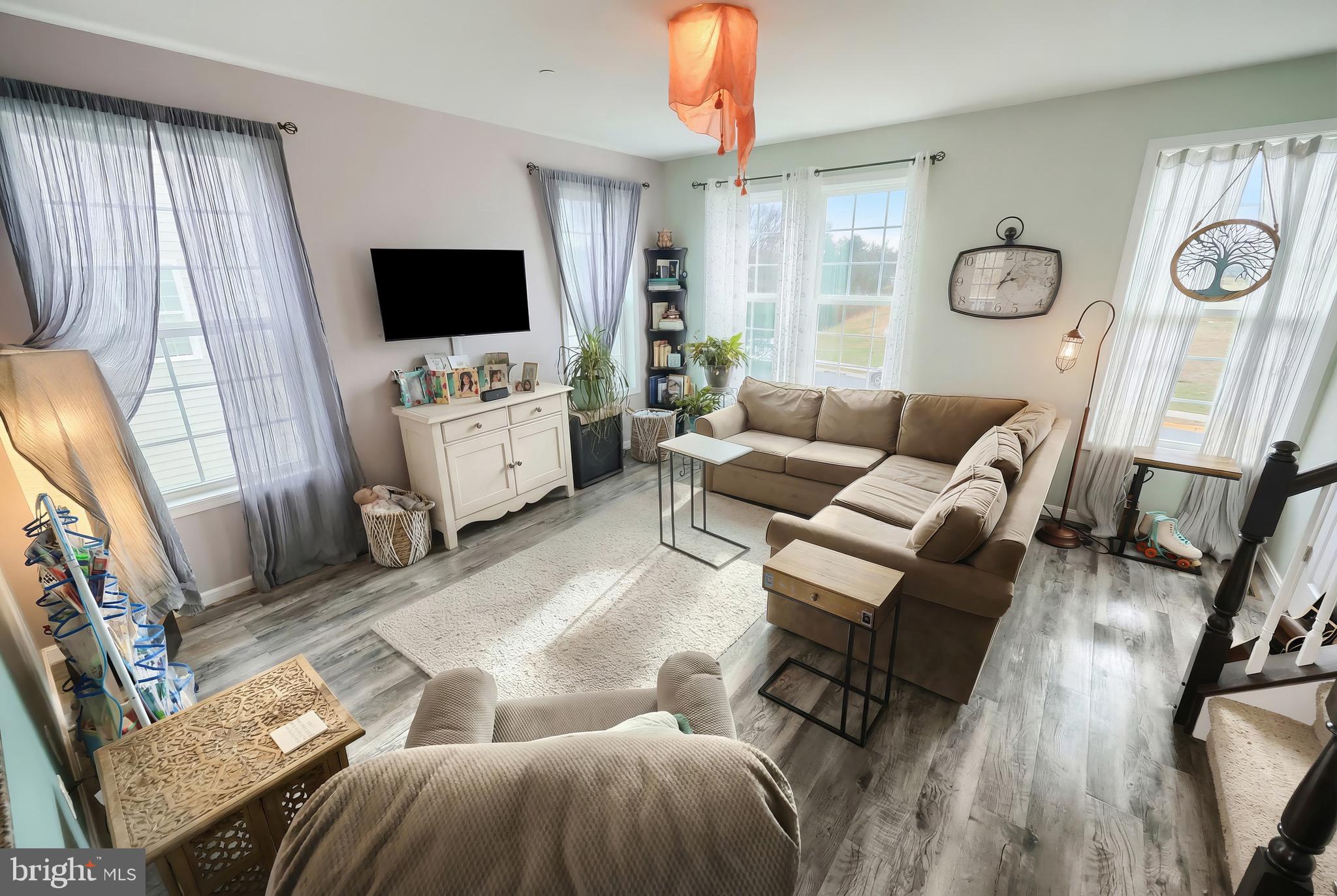 CAMBRIDGE CROSSING - Residential