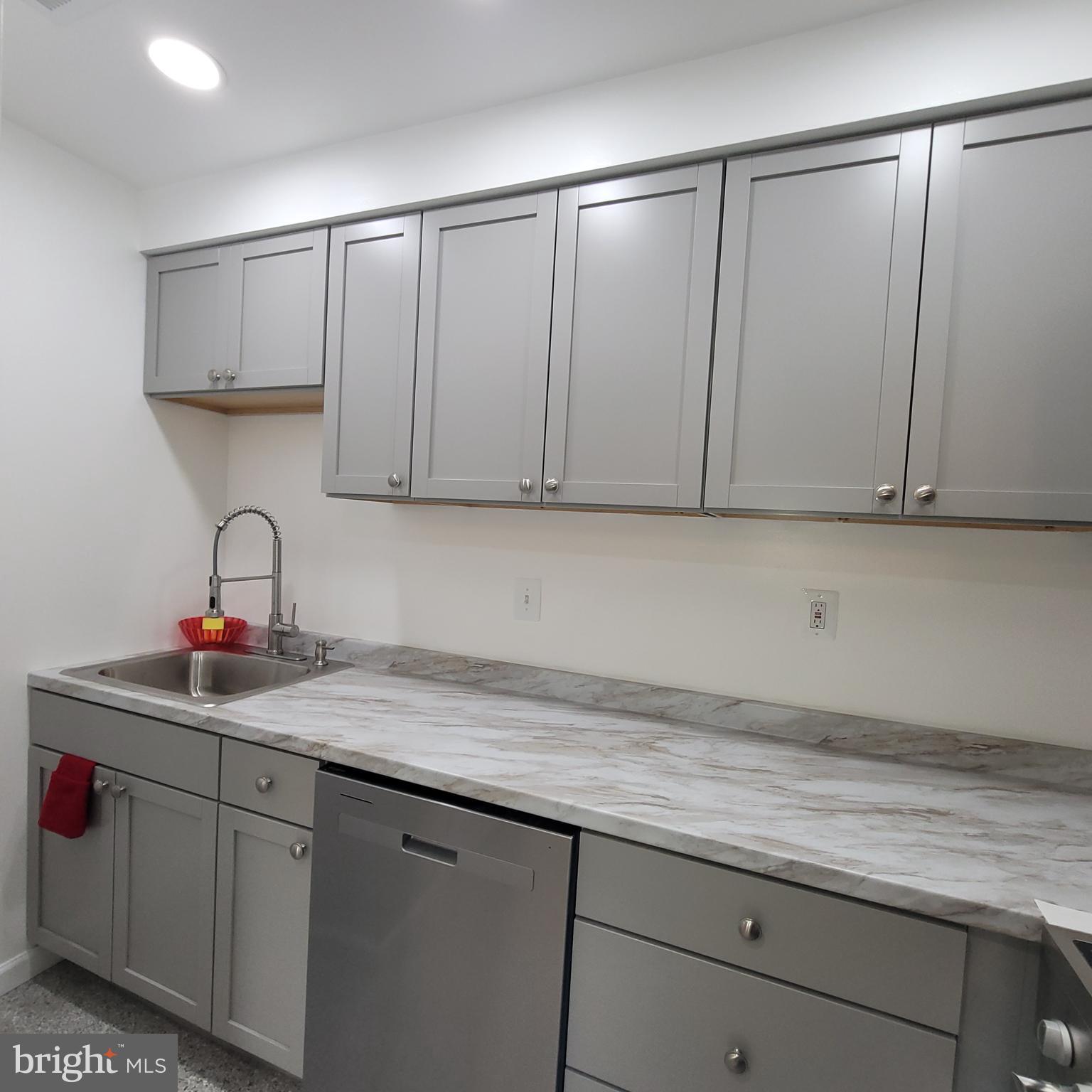 MARUMSCO HILLS - Residential Lease