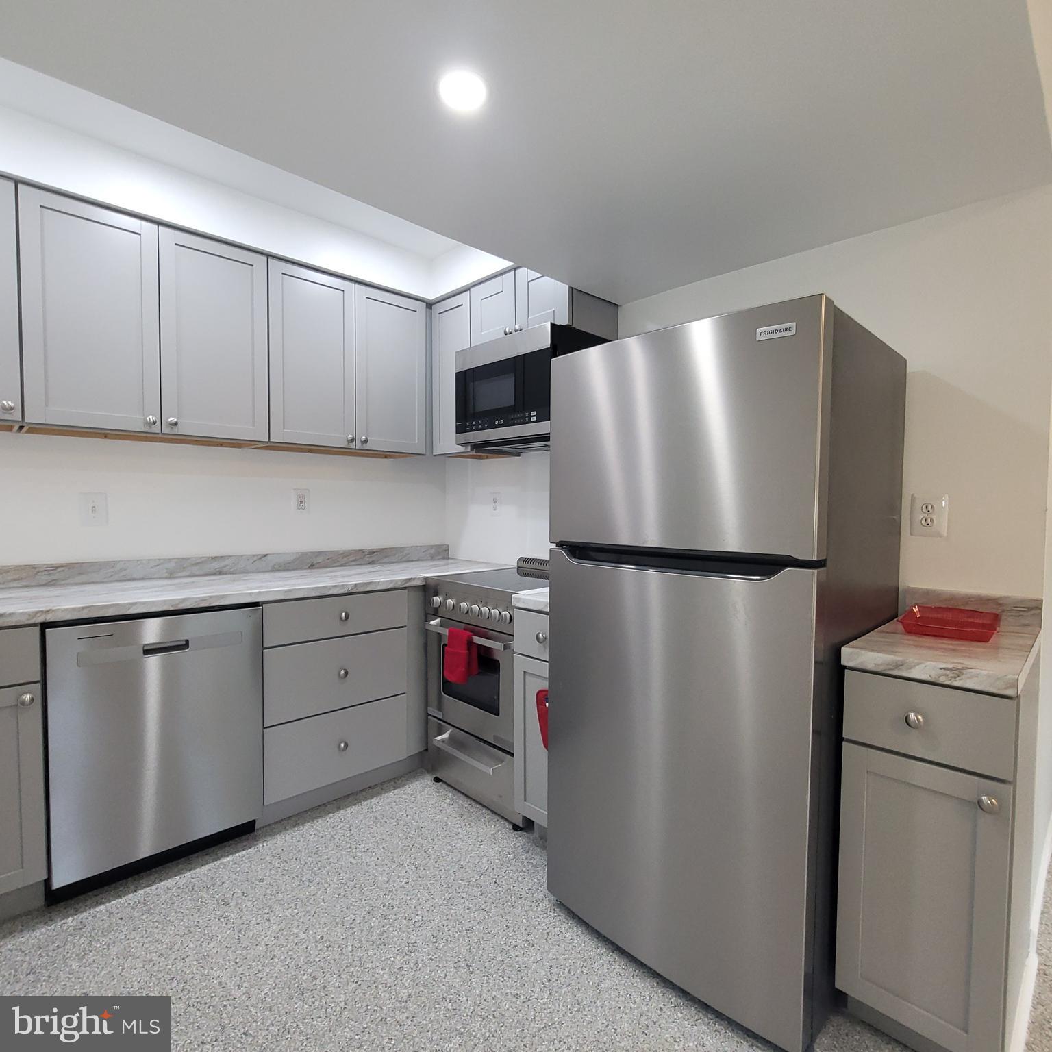 MARUMSCO HILLS - Residential Lease