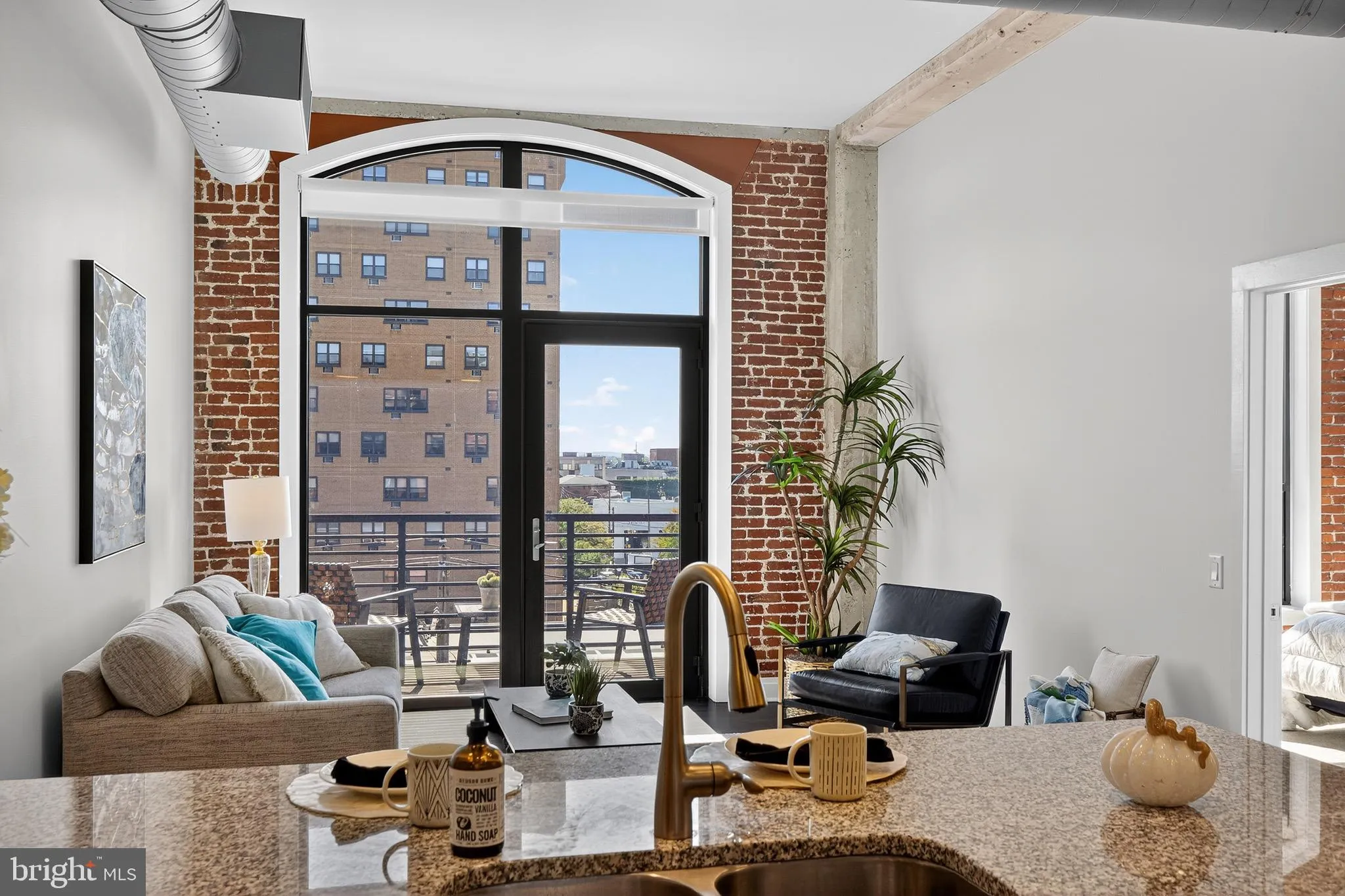 Lancaster, Pennsylvania 17603, United States, 2 Bedrooms Bedrooms, ,2 BathroomsBathrooms,Residential,Active,245065