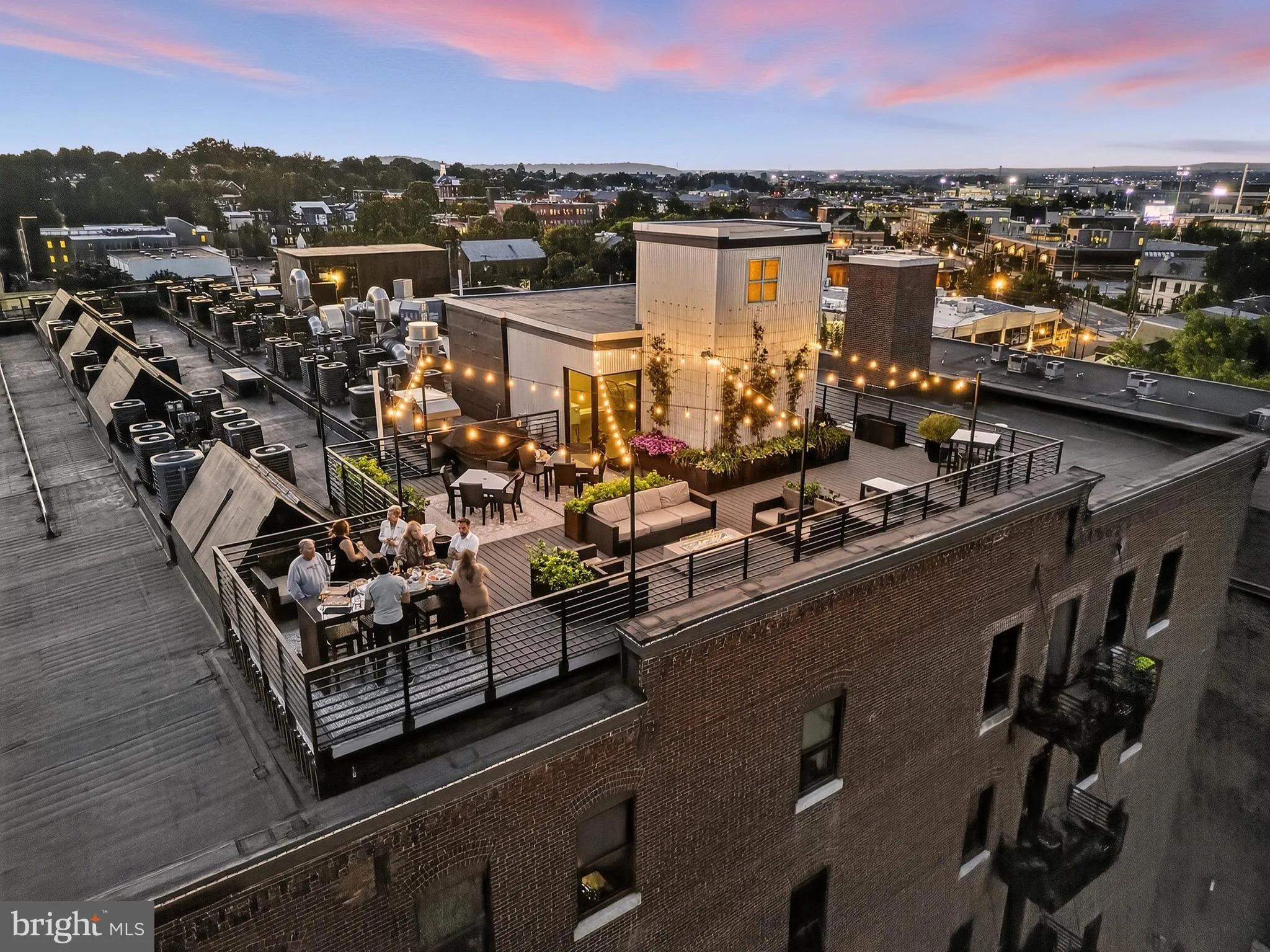 Lancaster, Pennsylvania 17603, United States, 2 Bedrooms Bedrooms, ,2 BathroomsBathrooms,Residential,Active,245065