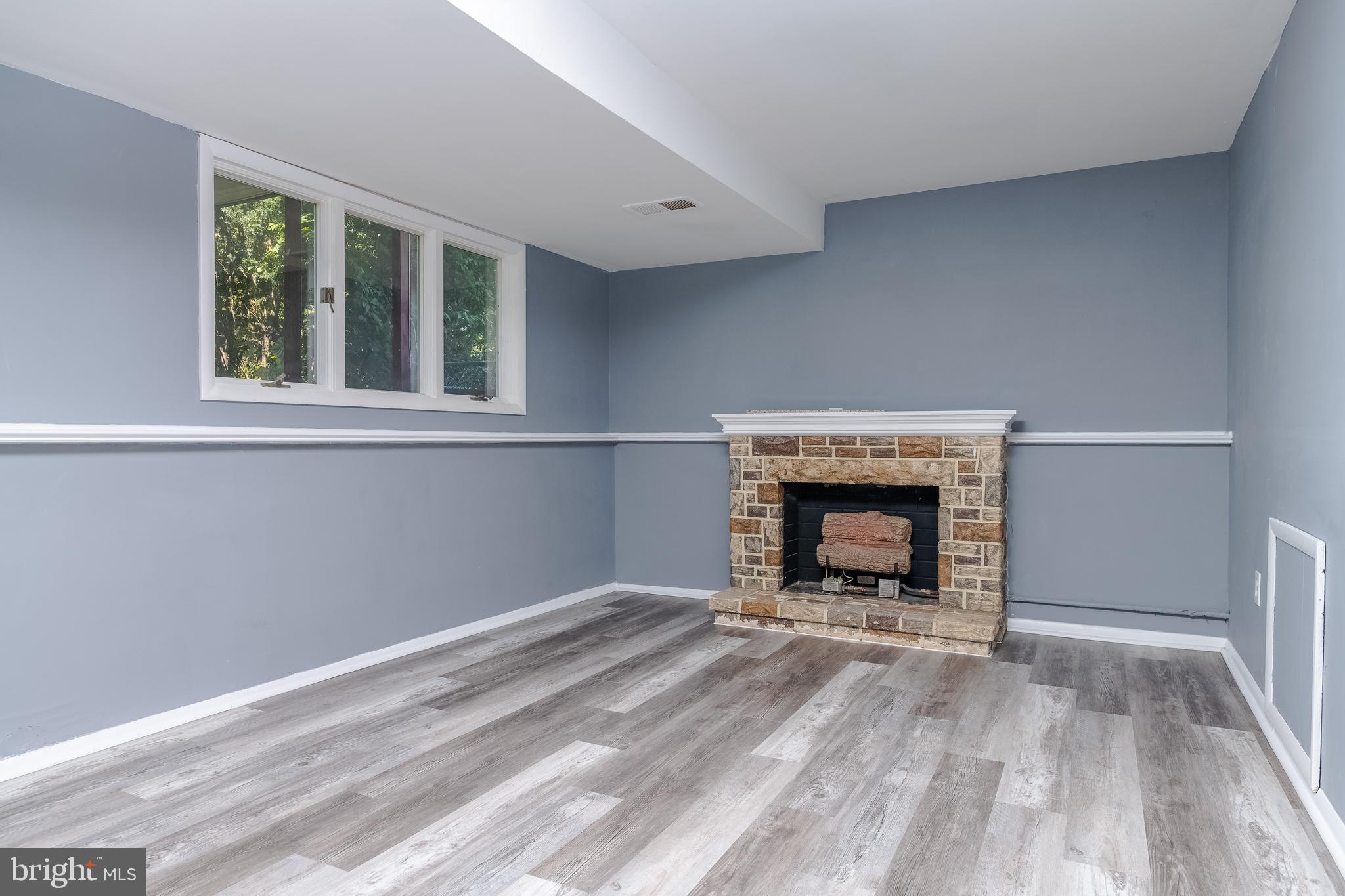 PERRY HALL ESTATES - Residential