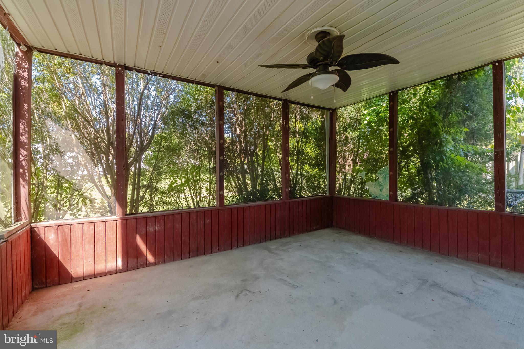 PERRY HALL ESTATES - Residential