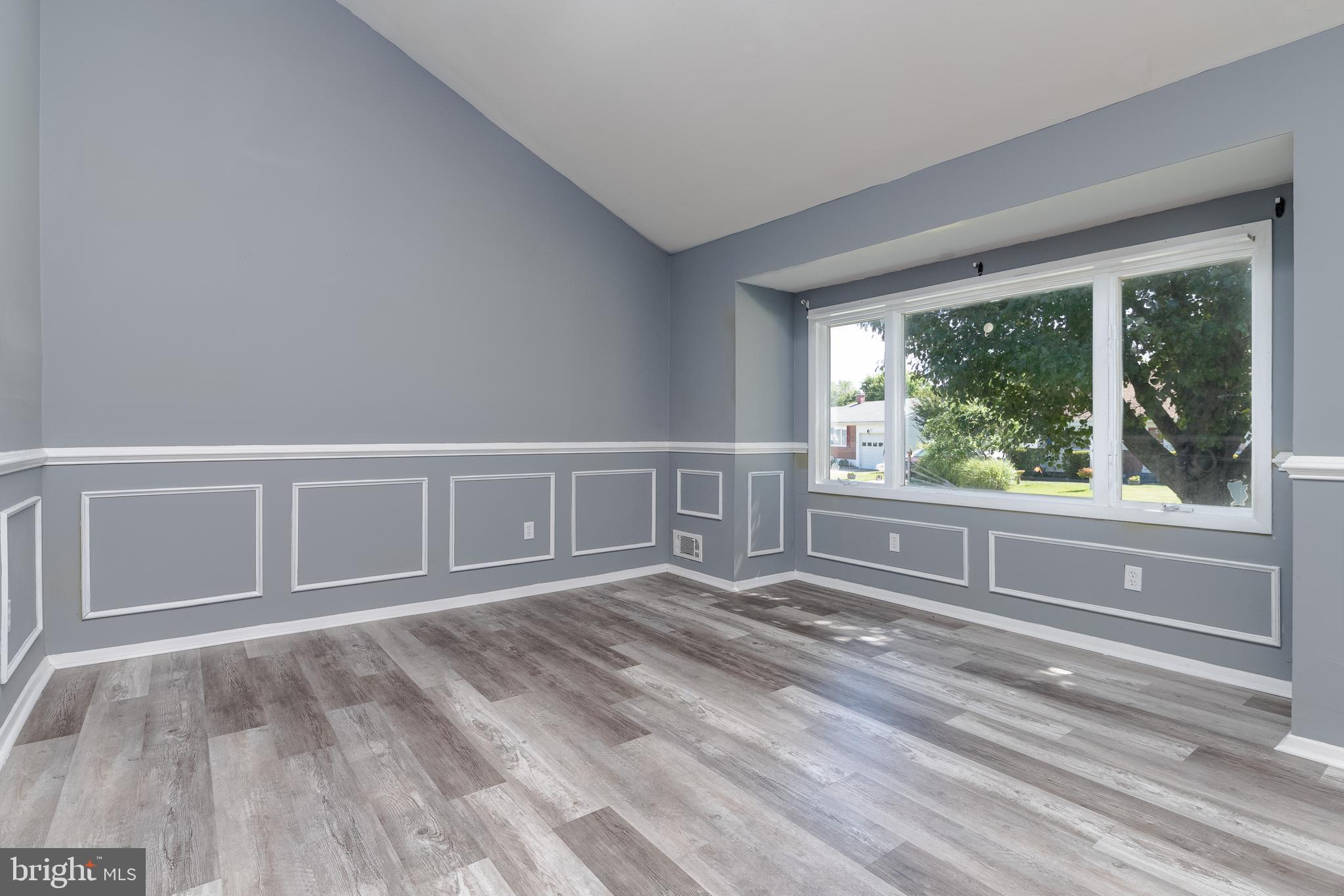 PERRY HALL ESTATES - Residential