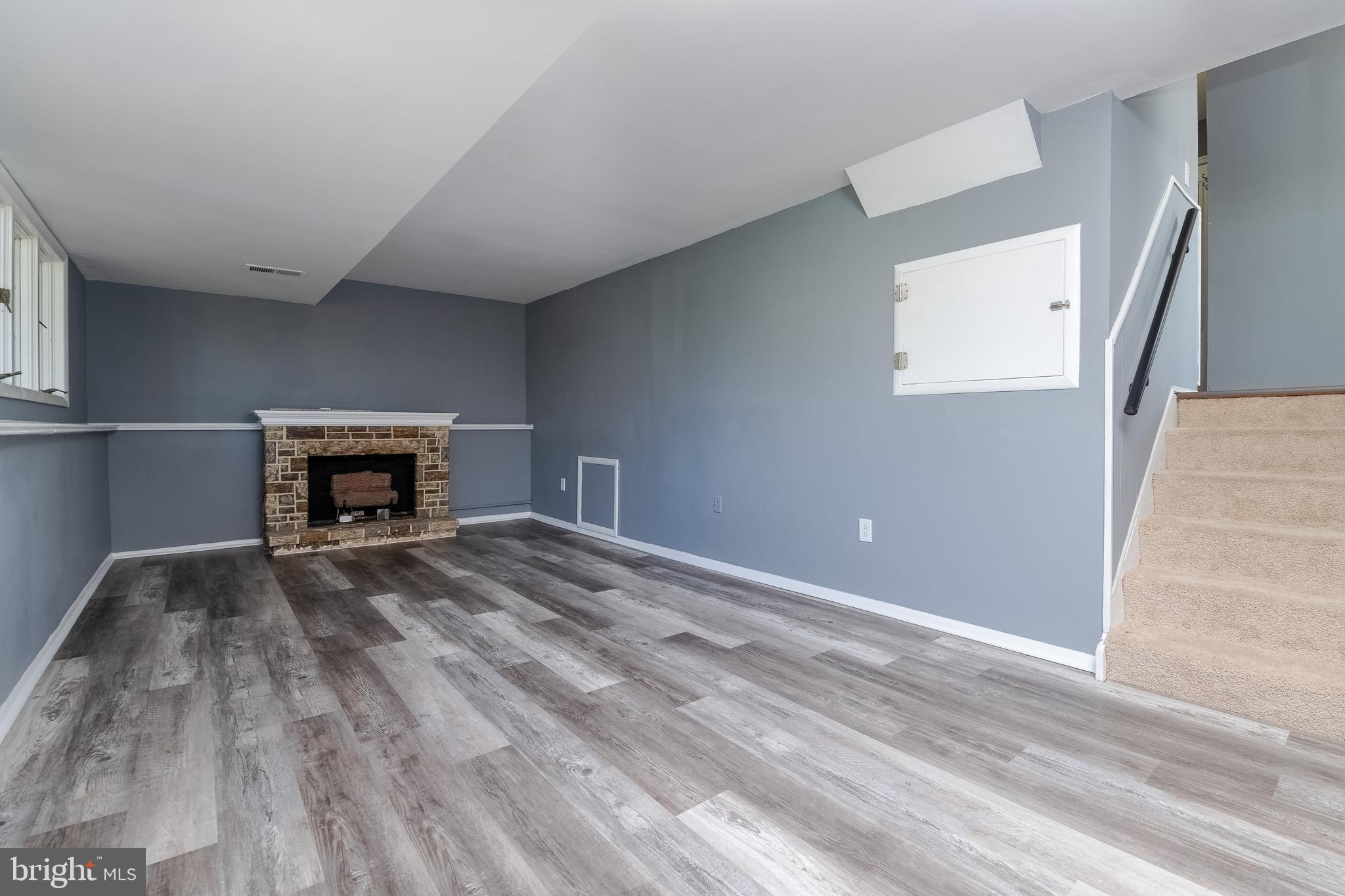 PERRY HALL ESTATES - Residential