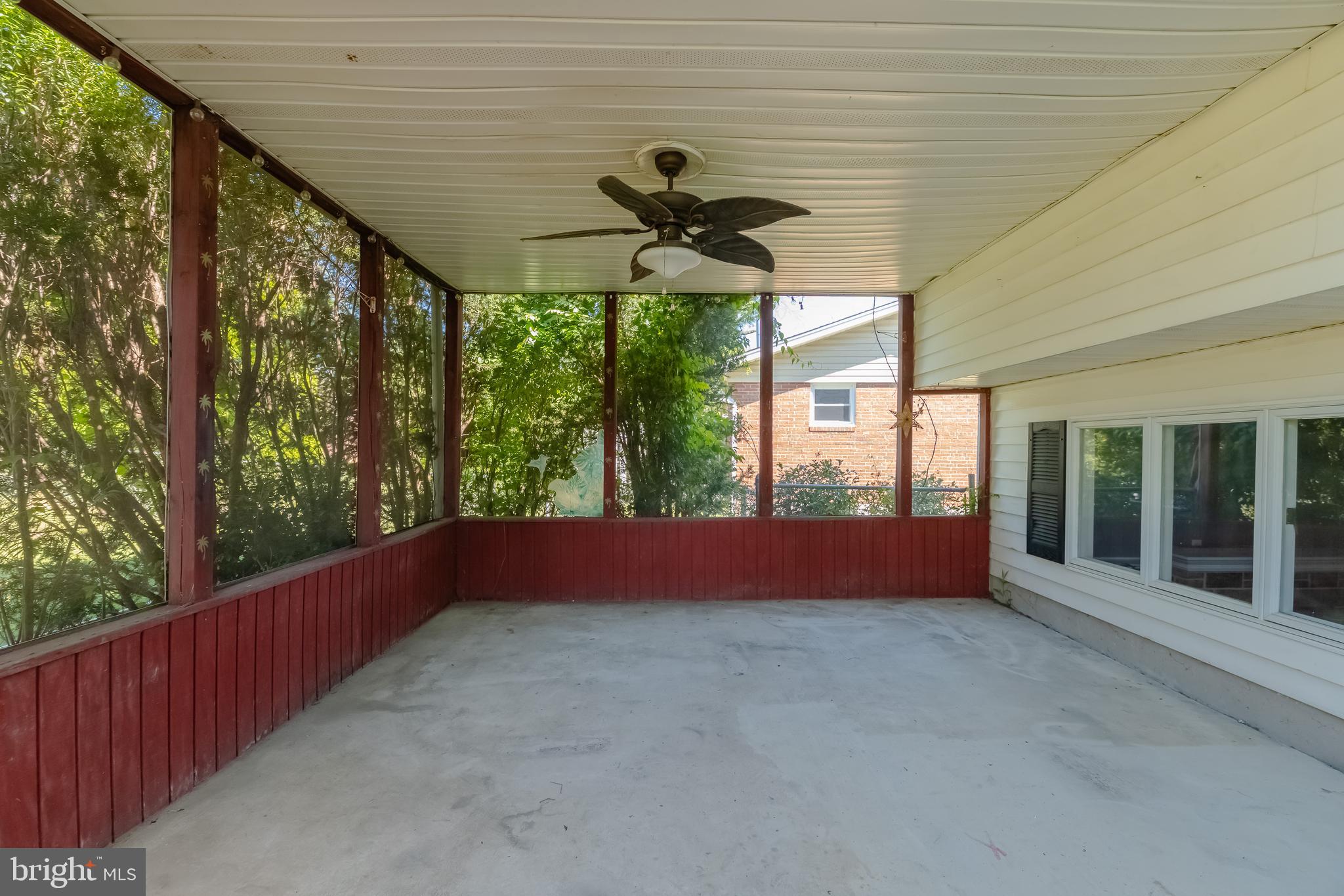 PERRY HALL ESTATES - Residential