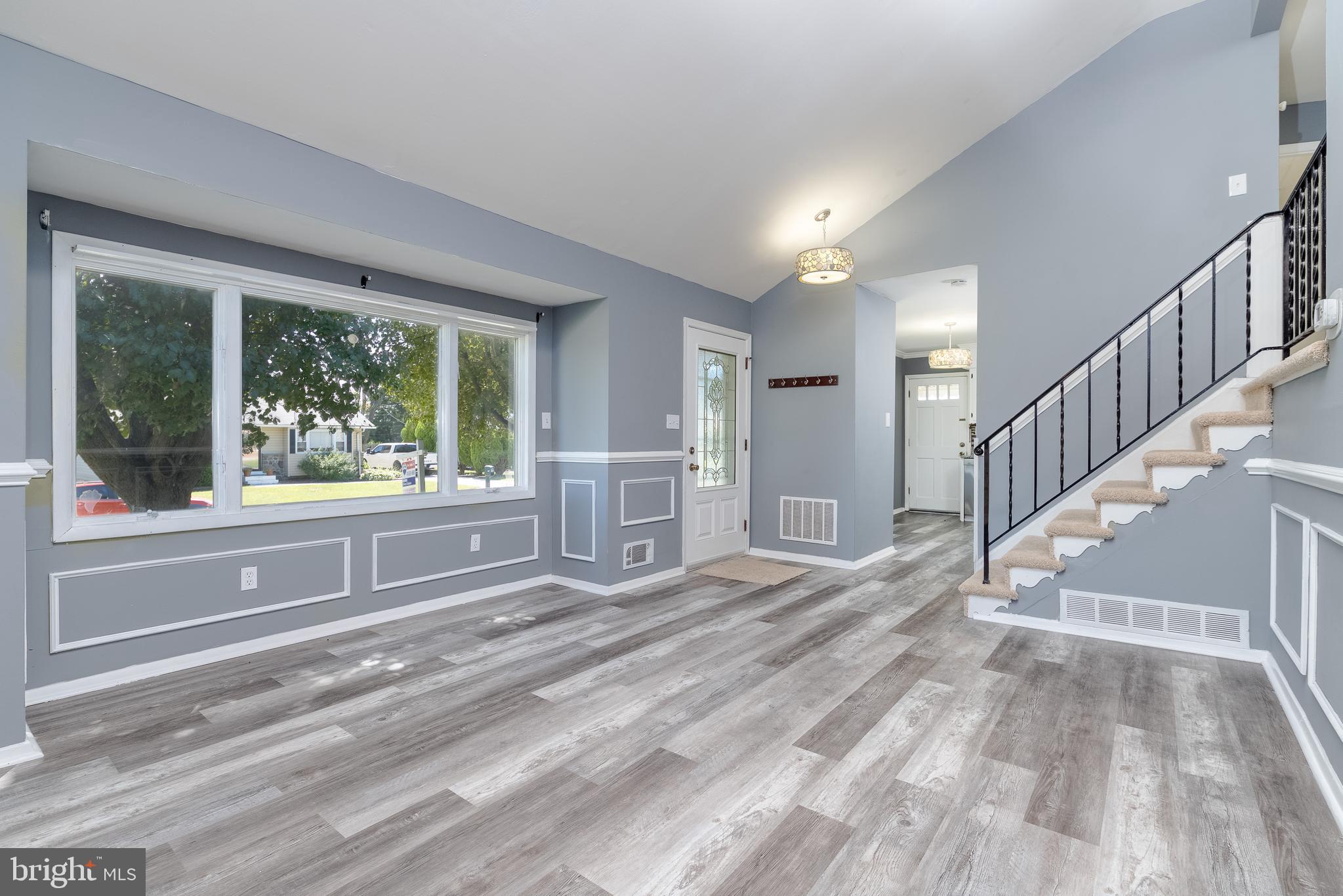 PERRY HALL ESTATES - Residential