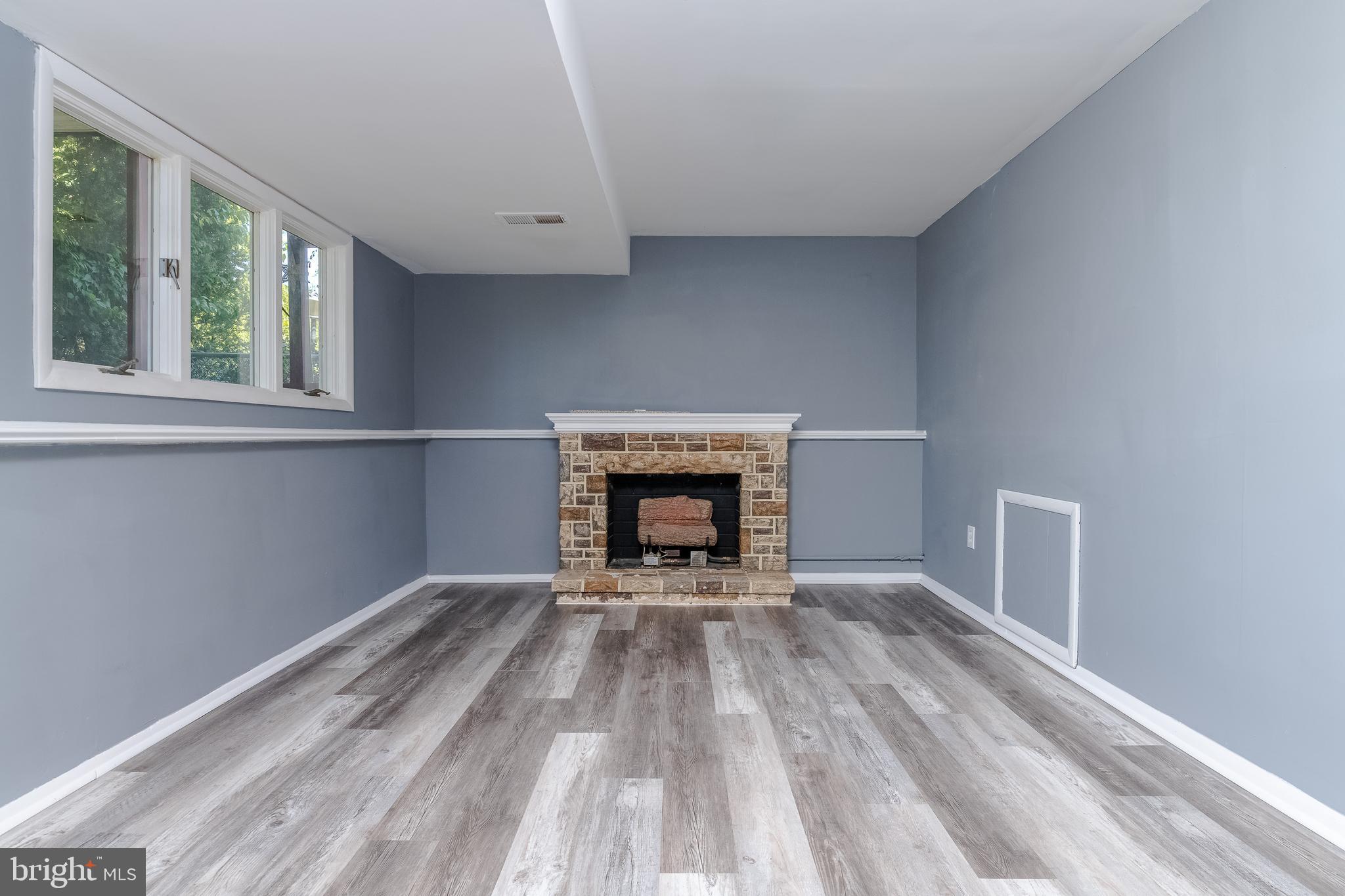 PERRY HALL ESTATES - Residential