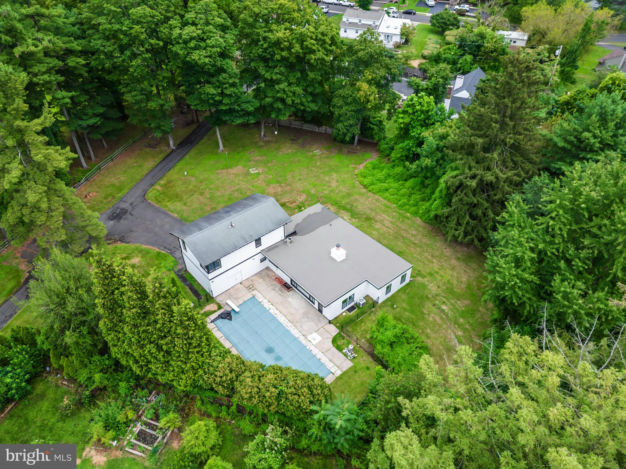 Welcome to 933 Fox Chase Road, a modernly designed 6-bedroom, 3-full-bath single-family home nestled on a spacious 1.3-acre lot—ideal for a growing or multigenerational family.
The main level features a spacious living room with a fireplace that flows seamlessly into a large family room, offering plenty of space for both relaxation and entertaining. You'll also find three generously sized bedrooms and two full bathrooms, providing comfort and privacy for family members or guests. A convenient 2-car garage with interior access completes the first level.
Upstairs, the second level includes a well-placed laundry area situated between three additional bedrooms and another full bathroom. The home’s thoughtful design includes ample storage and walk-in closets throughout.
Set on a generous 1.31-acre lot, this property offers a perfect blend of indoor and outdoor living. Enjoy a resort-style backyard featuring a pool, adding a touch of luxury and relaxation. Please note: the pool requires work and will be sold in "as-is" condition.
Conveniently located near supermarkets, restaurants, parks, and just a short drive to Center City Philadelphia, this home is full of potential.
Don't miss the opportunity to own a home with endless possibilities to update and personalize to your taste!