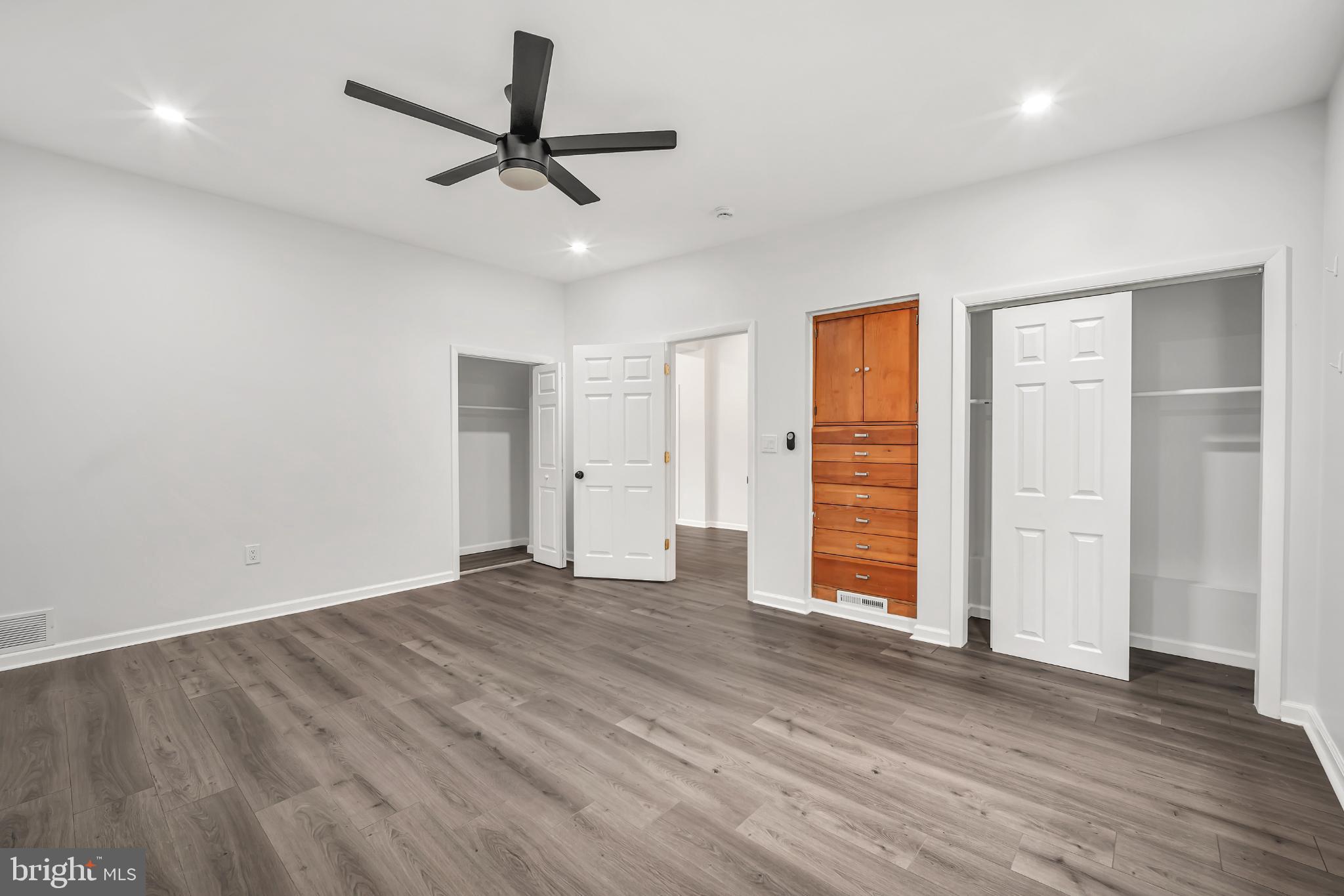 CROSSWICKS - Residential