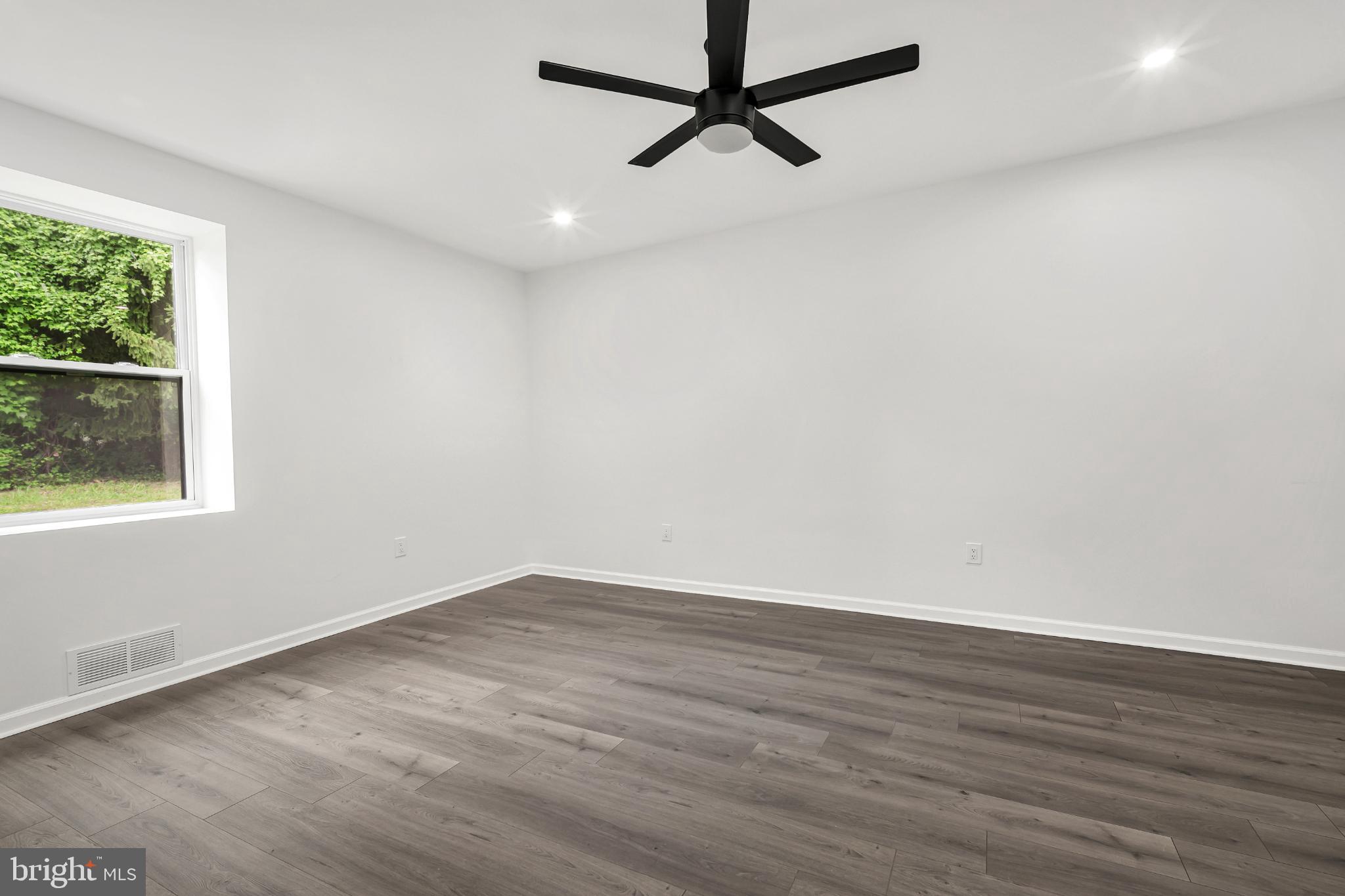 CROSSWICKS - Residential