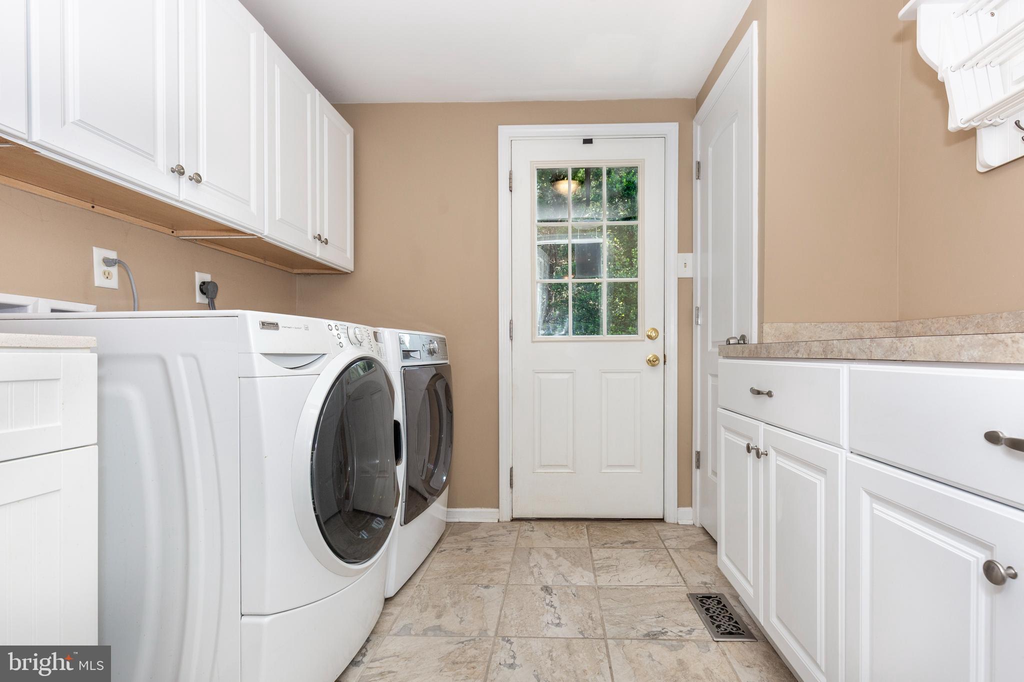 FOLLY FARMS - Residential