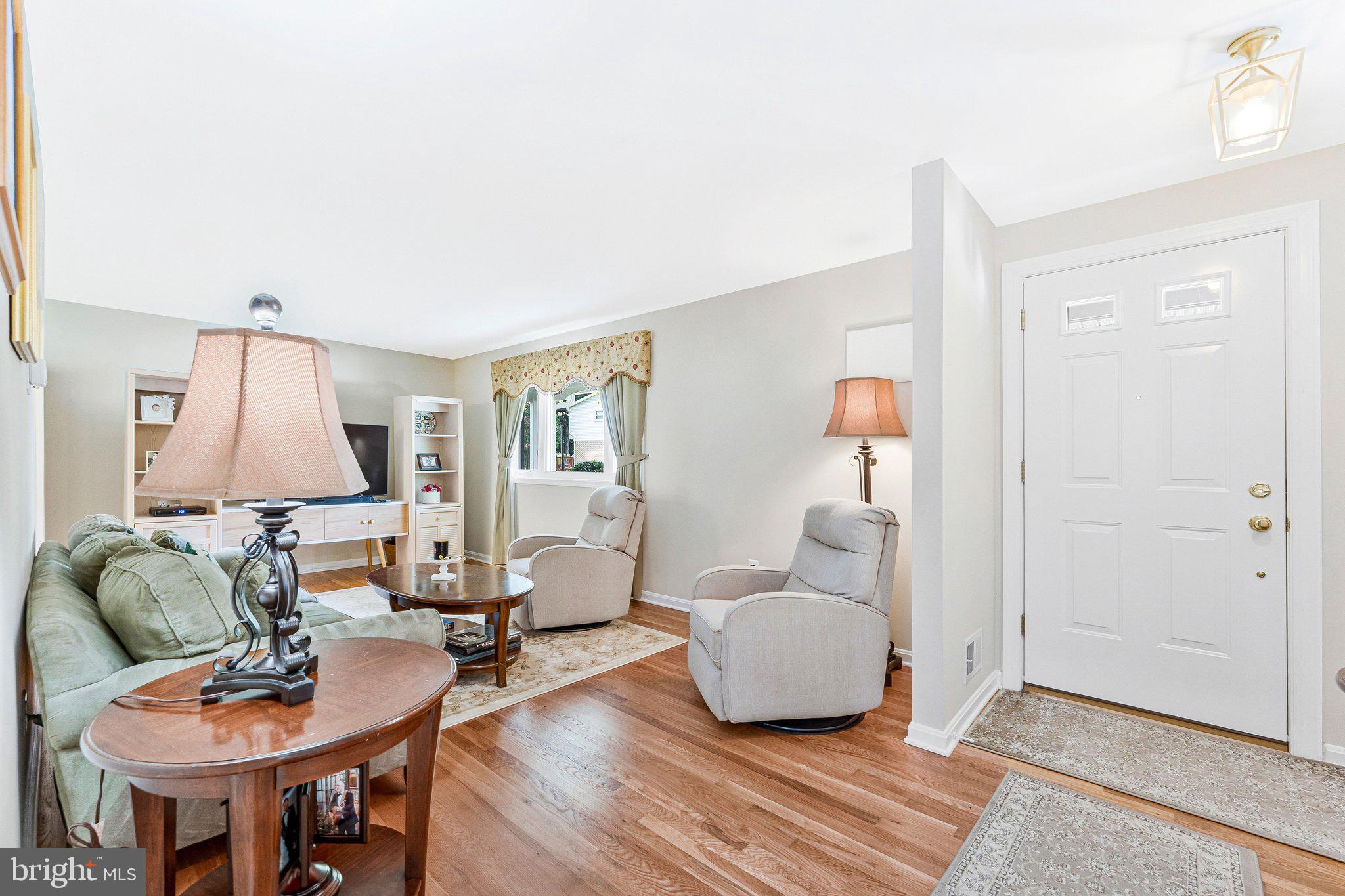 5000 GAINSBOROUGH DRIVE