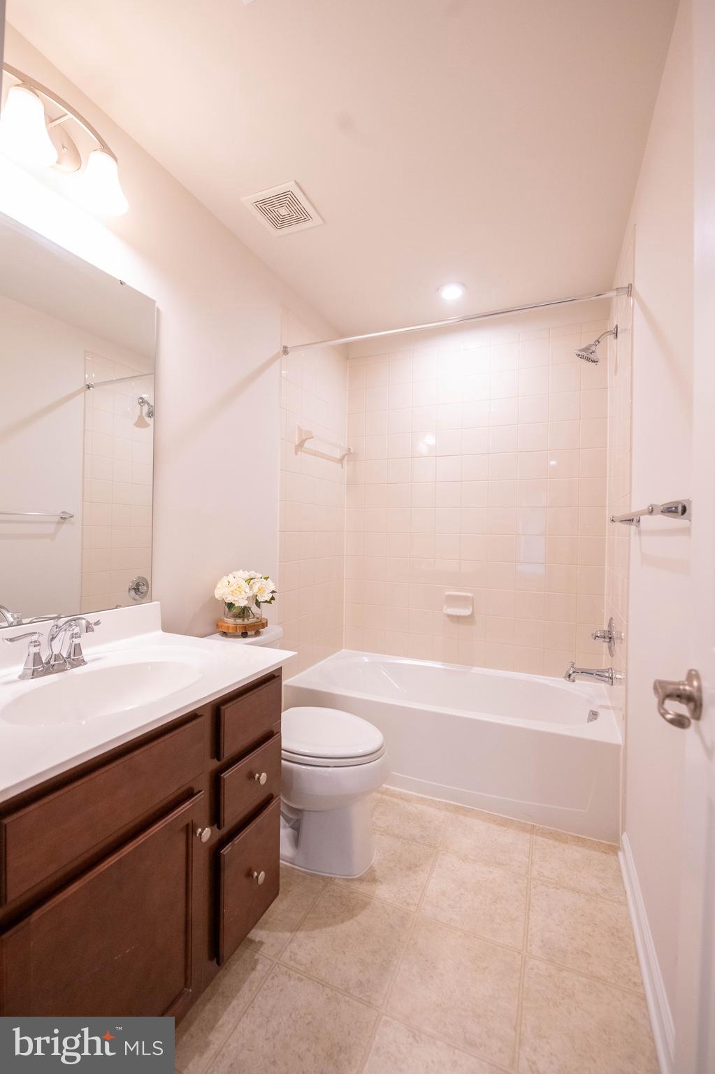 NORTH RIDGE - Residential