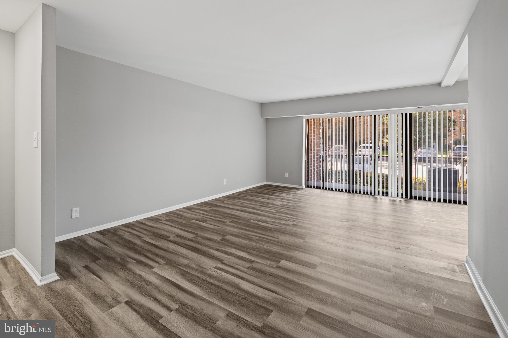 HERITAGE COURT - Residential Lease