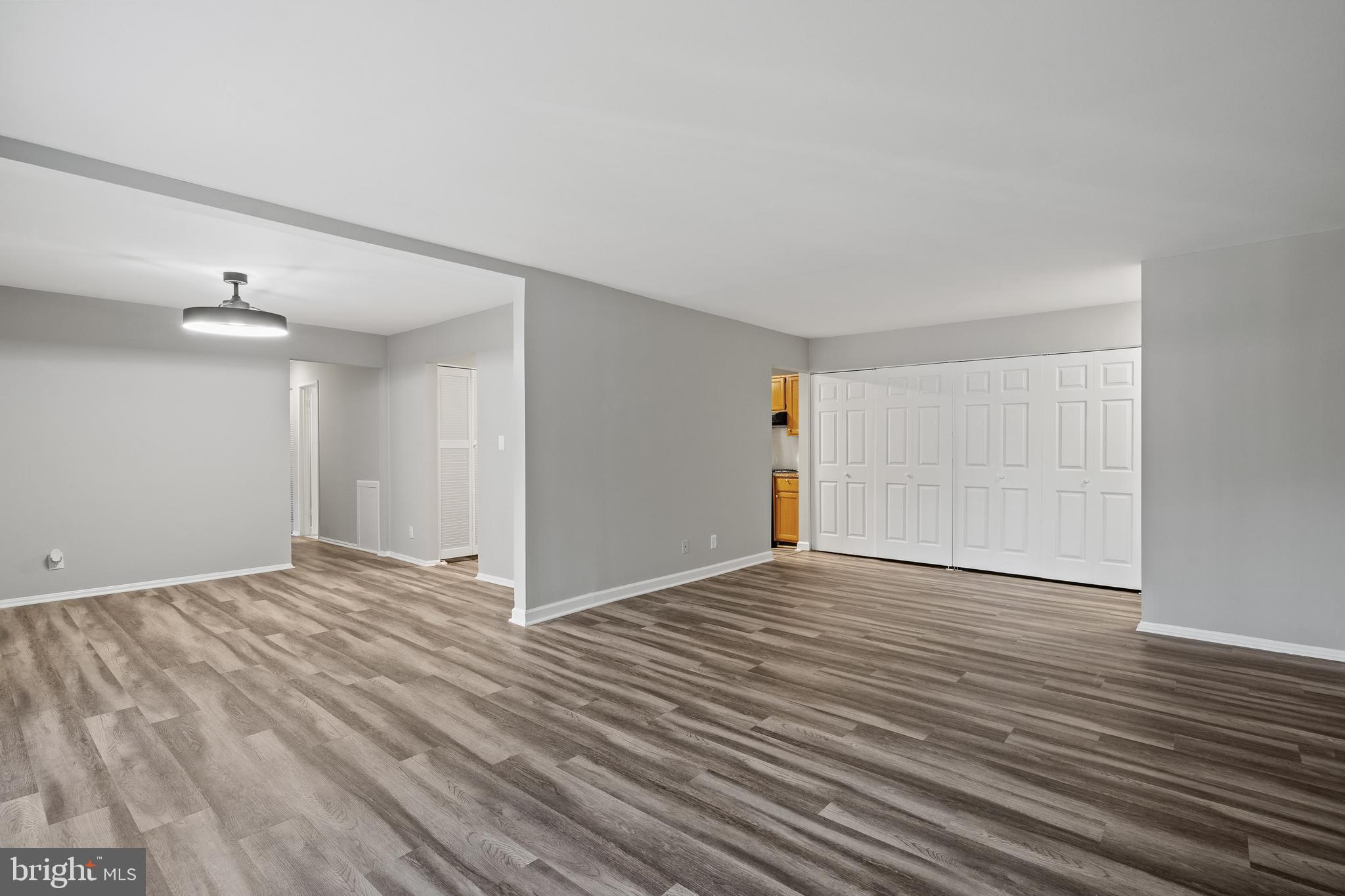 HERITAGE COURT - Residential Lease